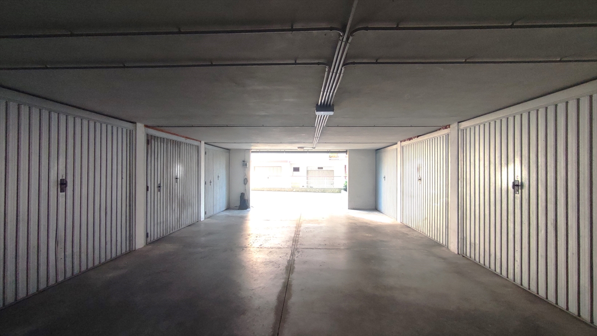 Box/Garage 34mq con box doppio in via borsellino 25/a, Silvi