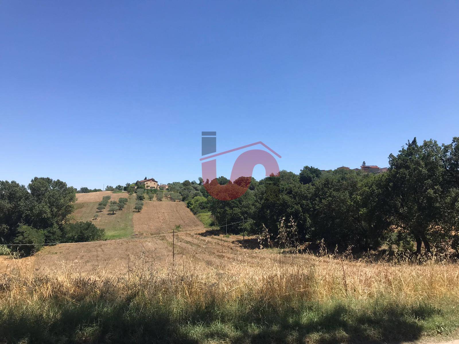 Terreno edificabile in vendita a Sant'Angelo a Cupolo