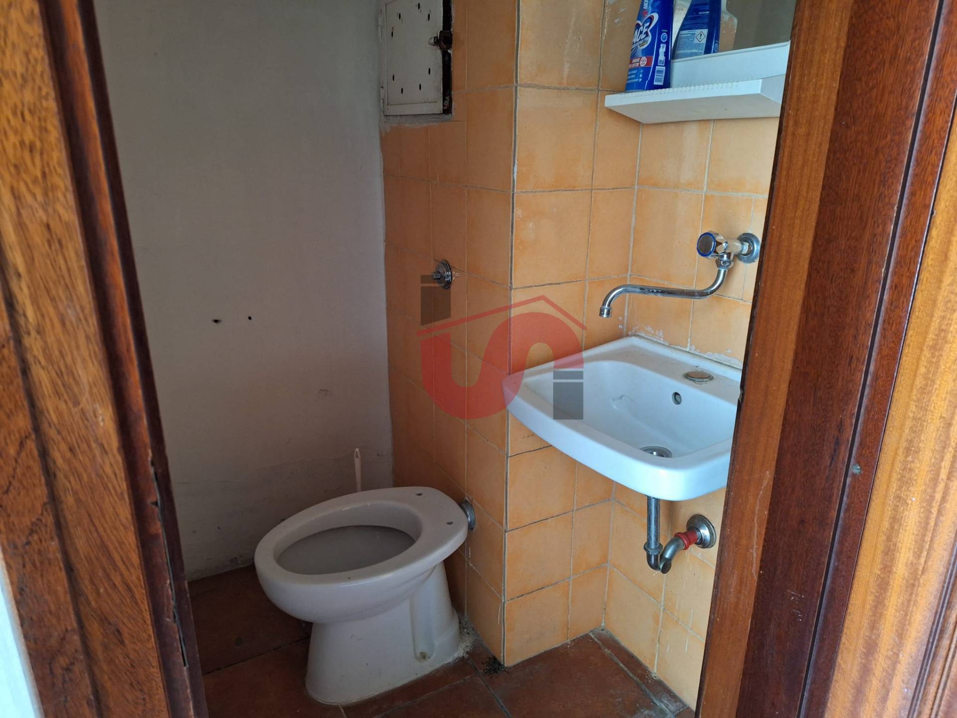 Locale commerciale in affitto a Benevento, Mellusi/Atlantici