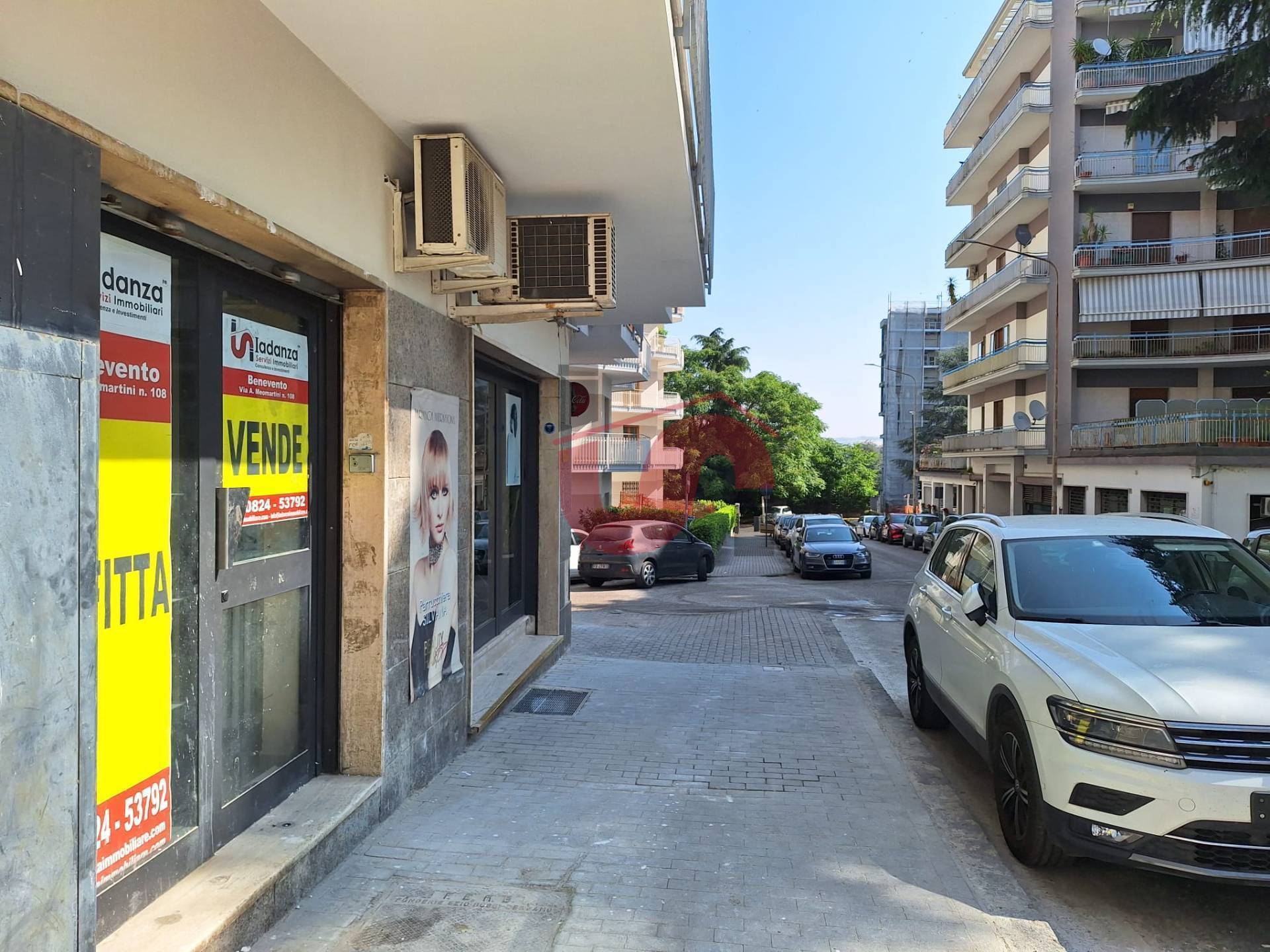 Locale commerciale in affitto a Benevento, Mellusi/Atlantici