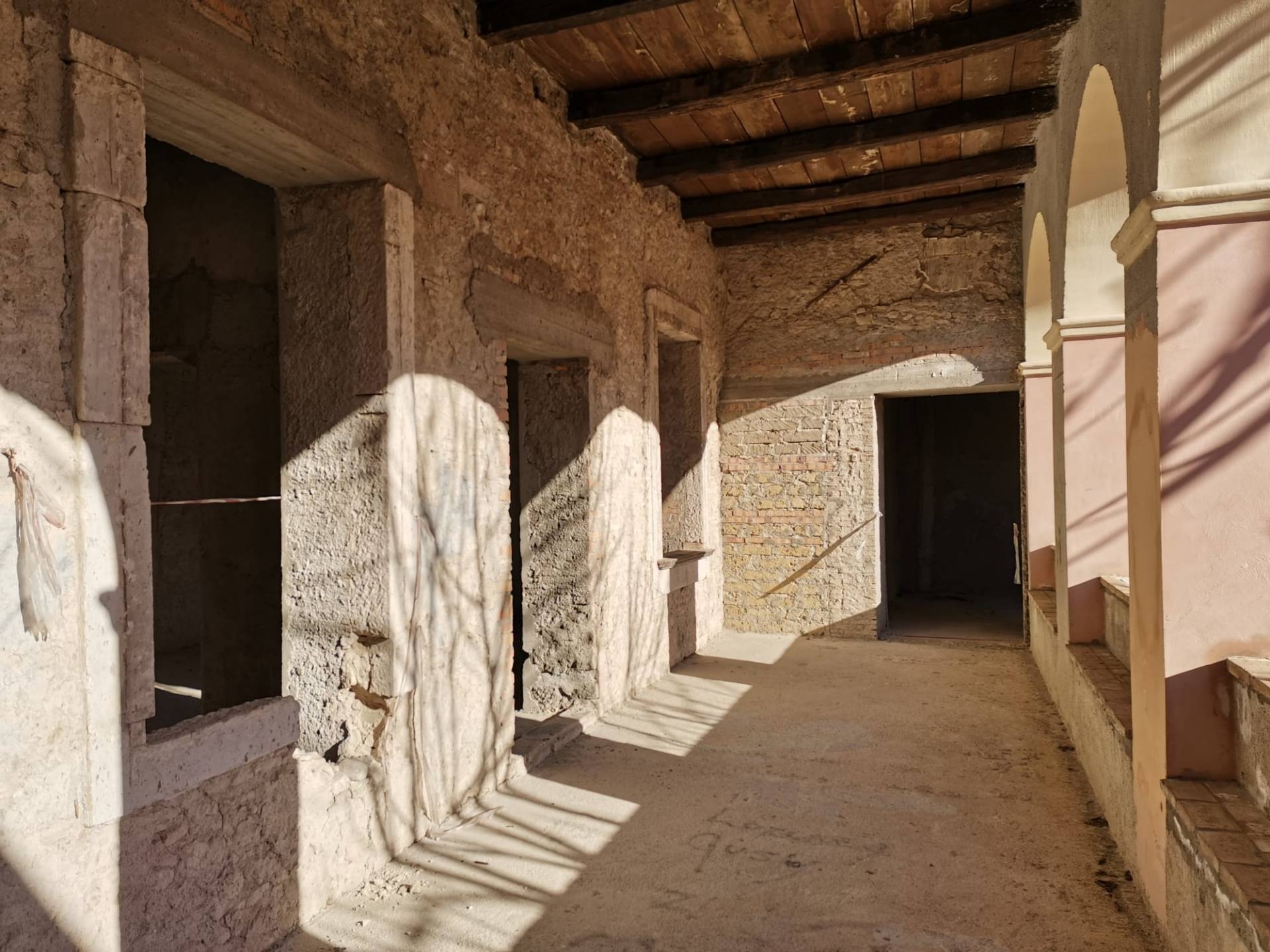 APPARTAMENTO + DI 4 LOCALI in vendita a Benevento, CENTRO STORICO