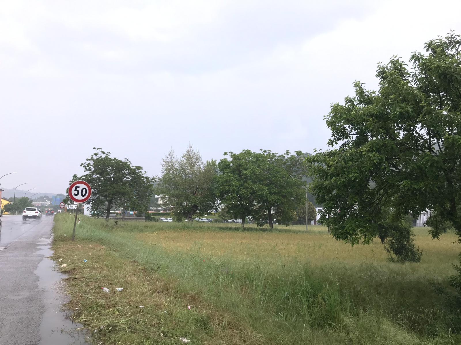 TERRENO INDUSTRIALE/COMMERCIALE in vendita a Benevento, CONTRADE