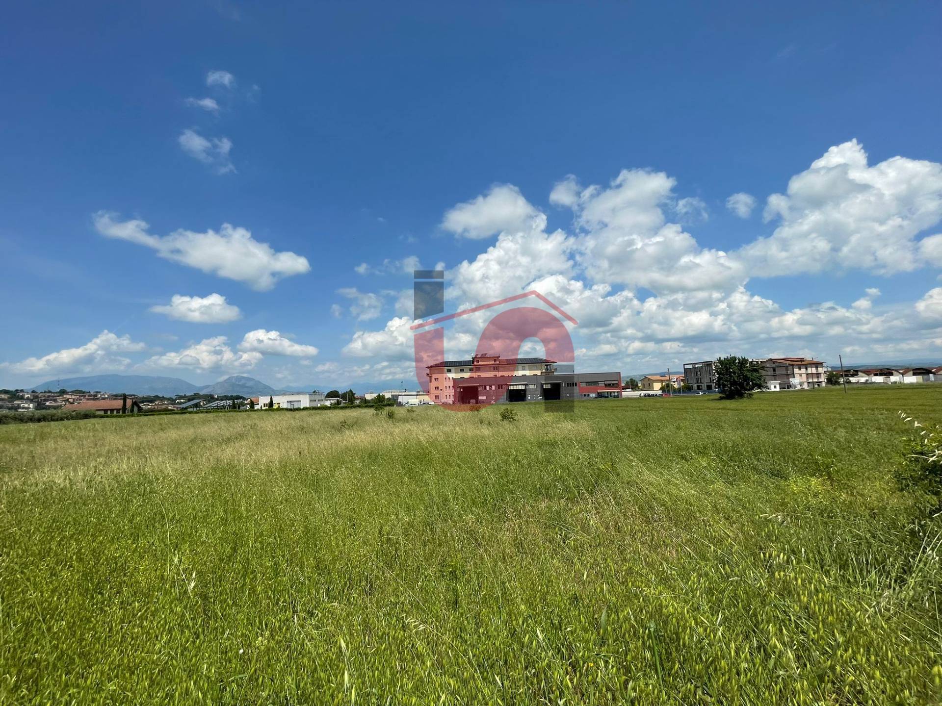 TERRENO INDUSTRIALE/COMMERCIALE in vendita a Benevento, CONTRADE