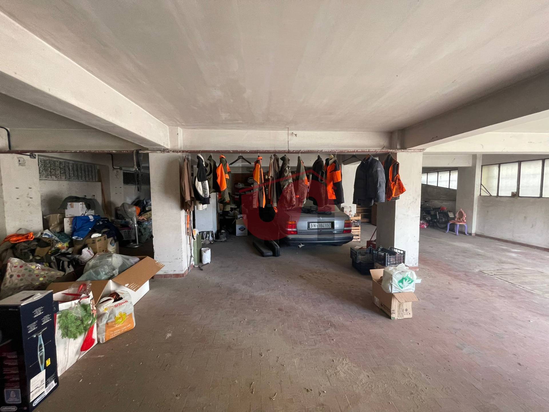 Deposito in vendita a Benevento, Centro