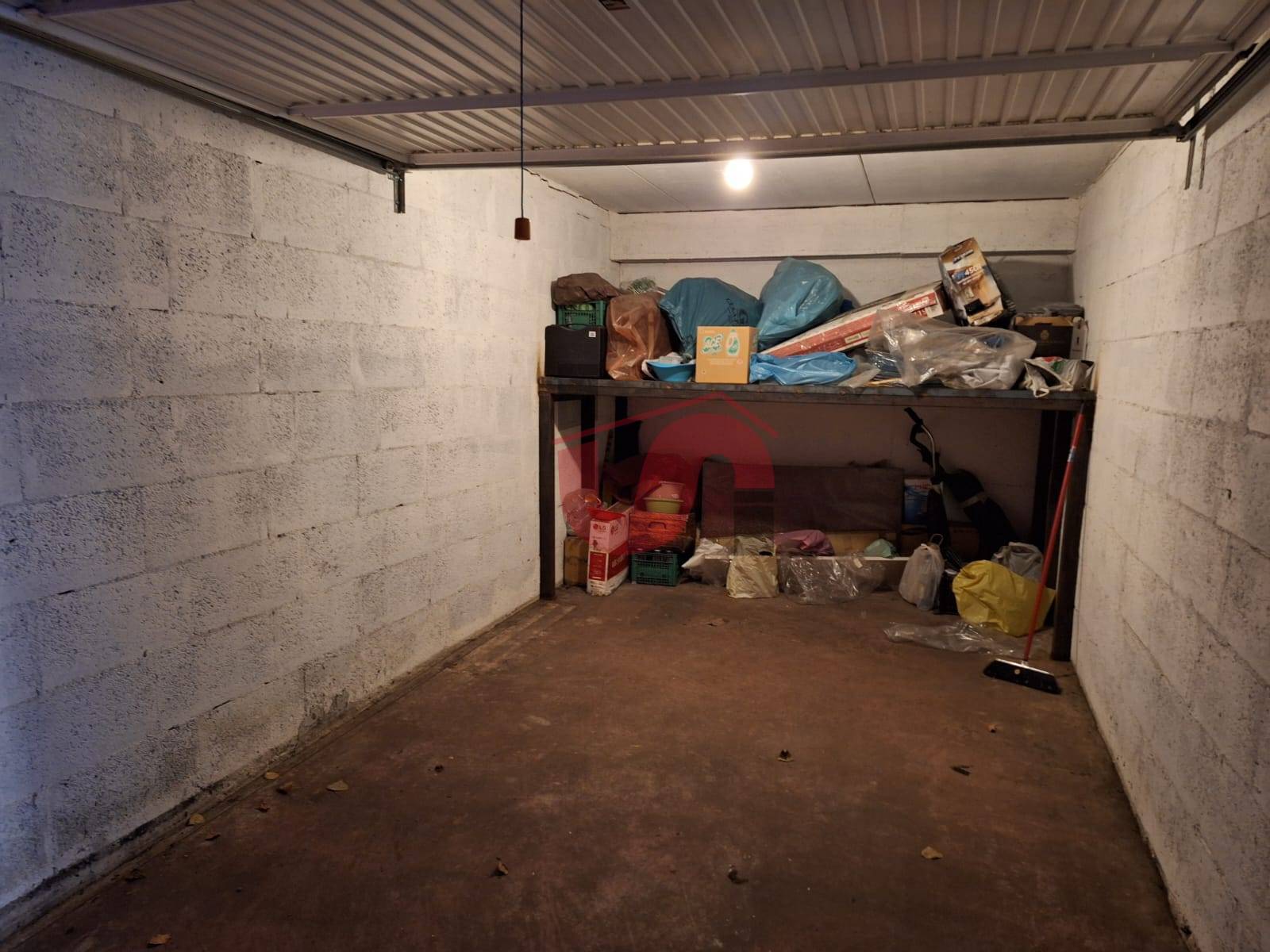 GARAGE/BOX in vendita a Benevento, Centro