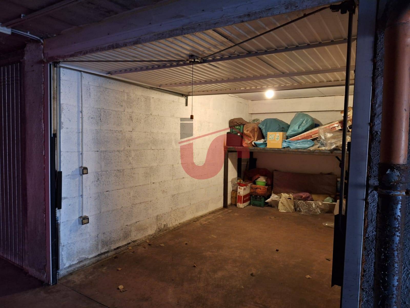 GARAGE/BOX in vendita a Benevento, Centro