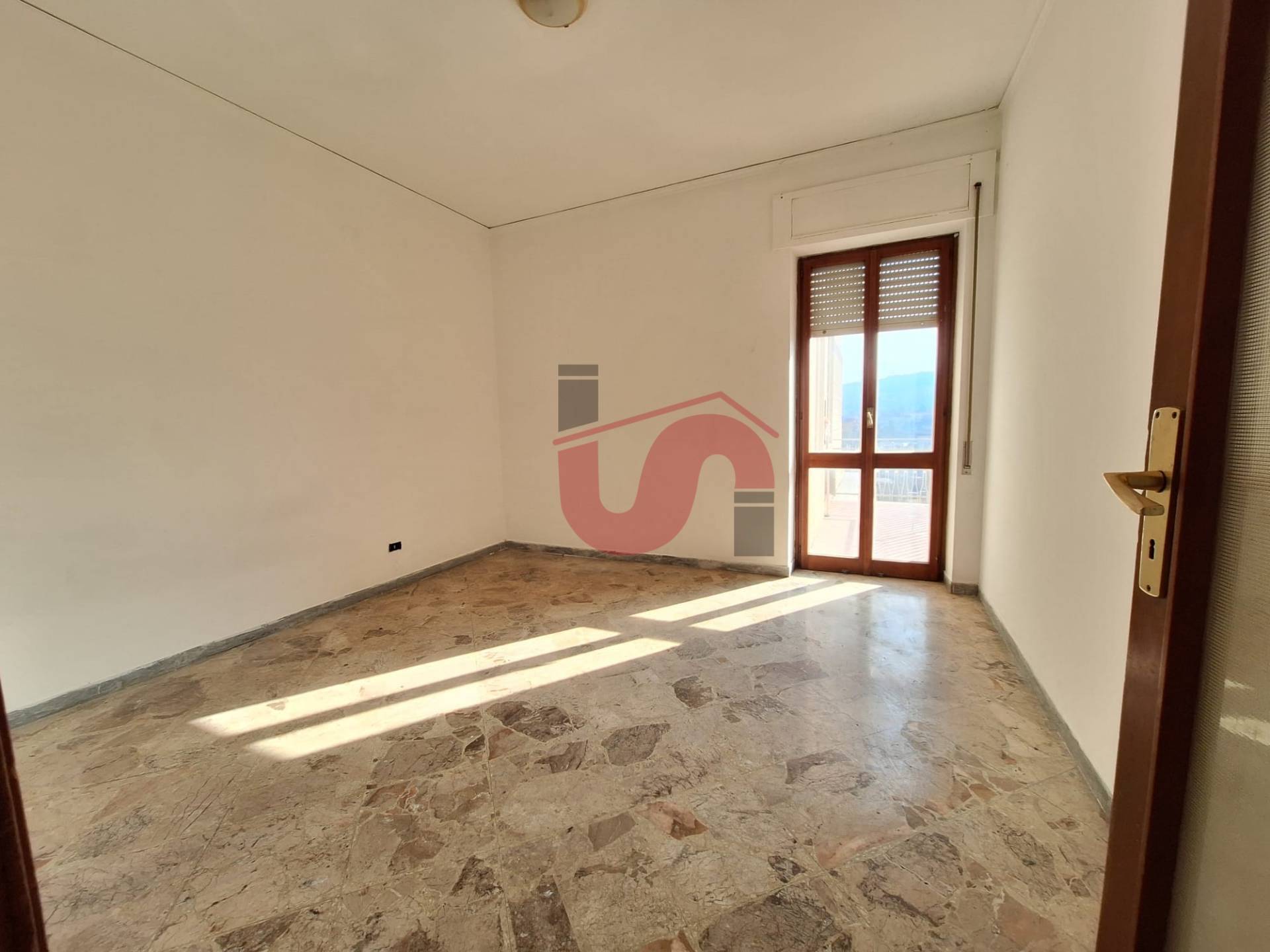 TRILOCALE in vendita a Benevento, Centro