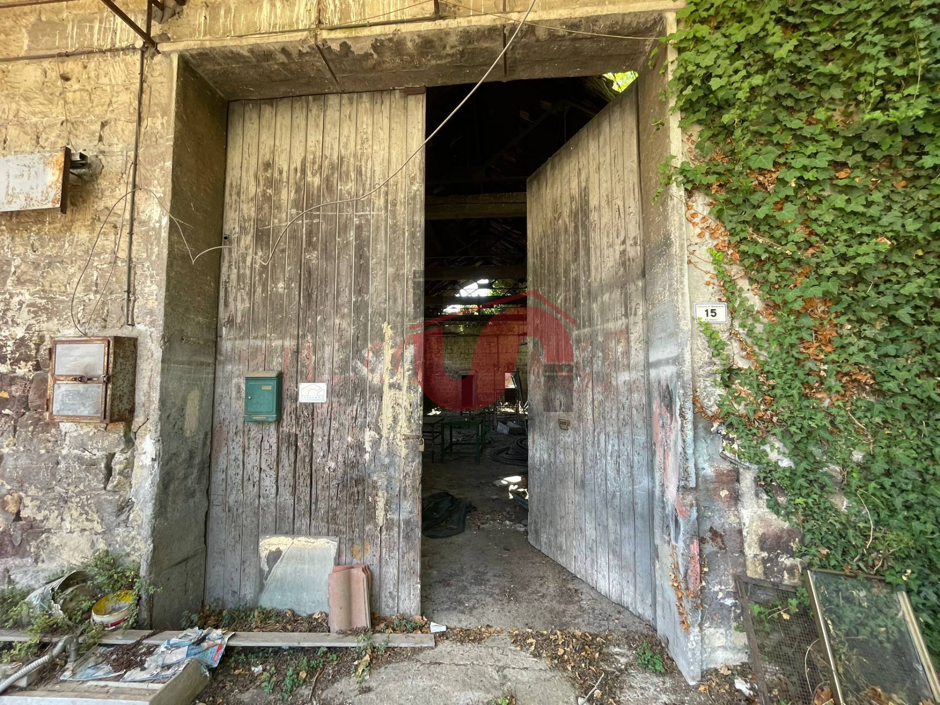 Deposito in vendita a Benevento, CONTRADE