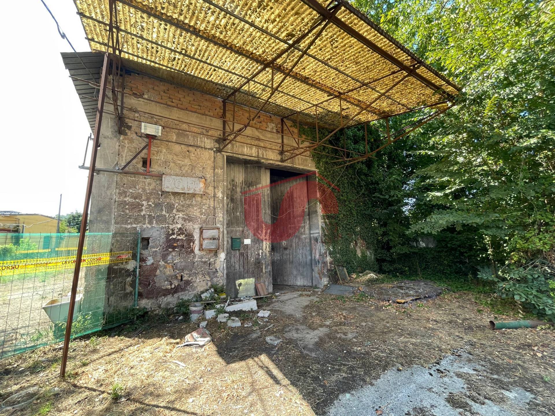 Deposito in vendita a Benevento, CONTRADE