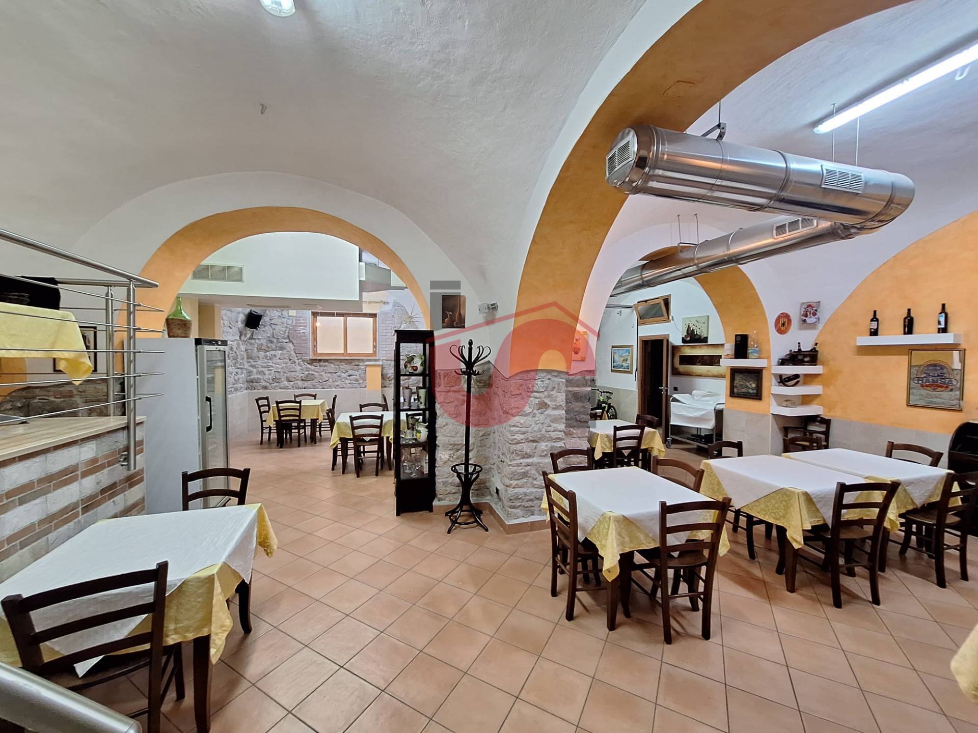 LICENZA/ATTIVITA COMM.LE in vendita a Benevento, Ferrovia