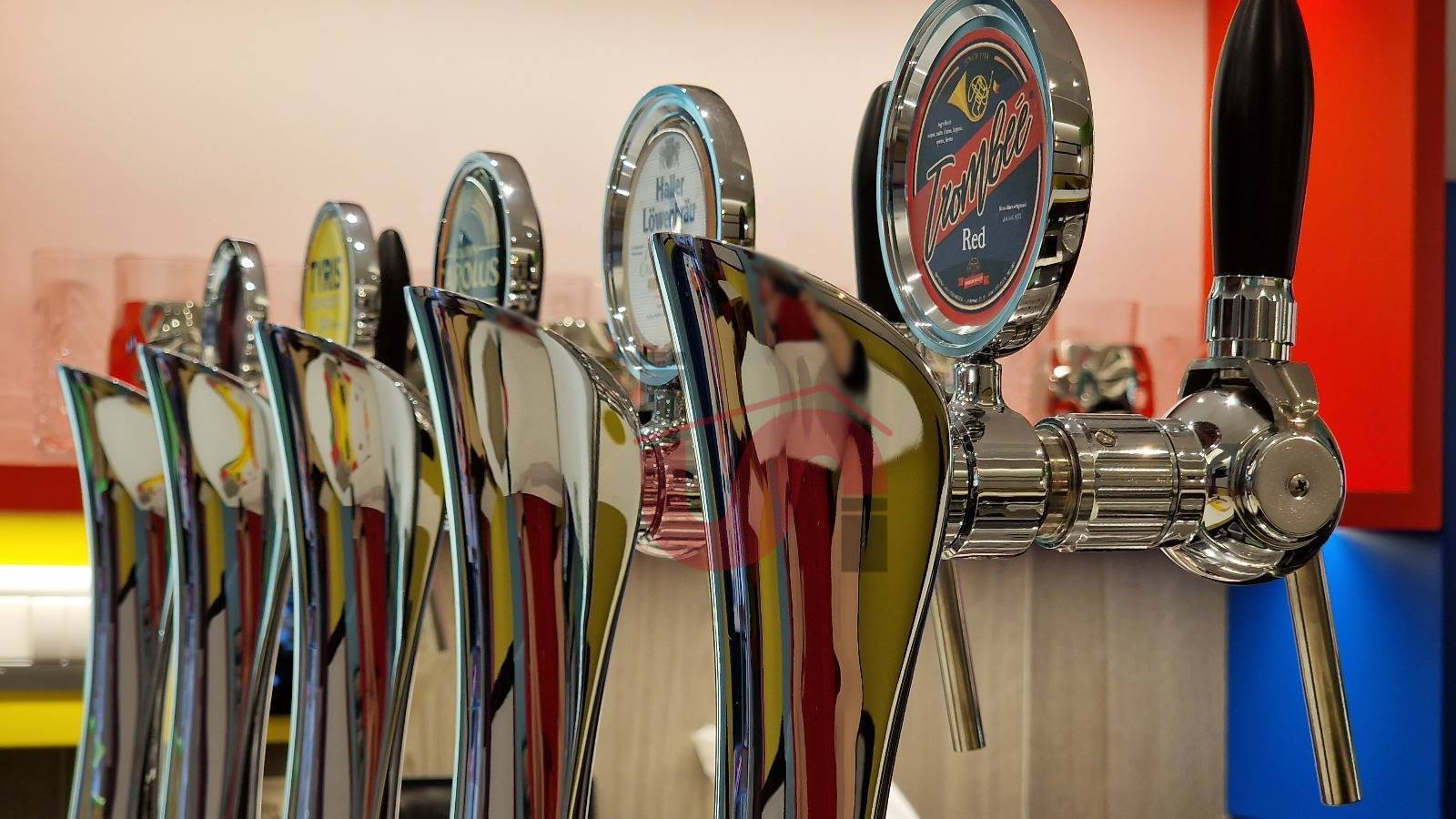 Locale commerciale in affitto a Benevento