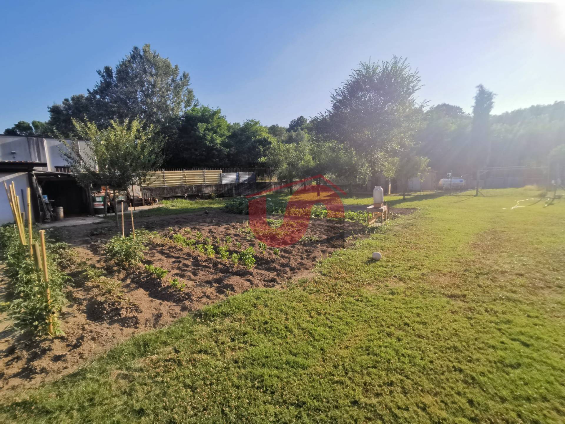 FABBRICATO INDUSTRIALE in vendita a Benevento, CONTRADE