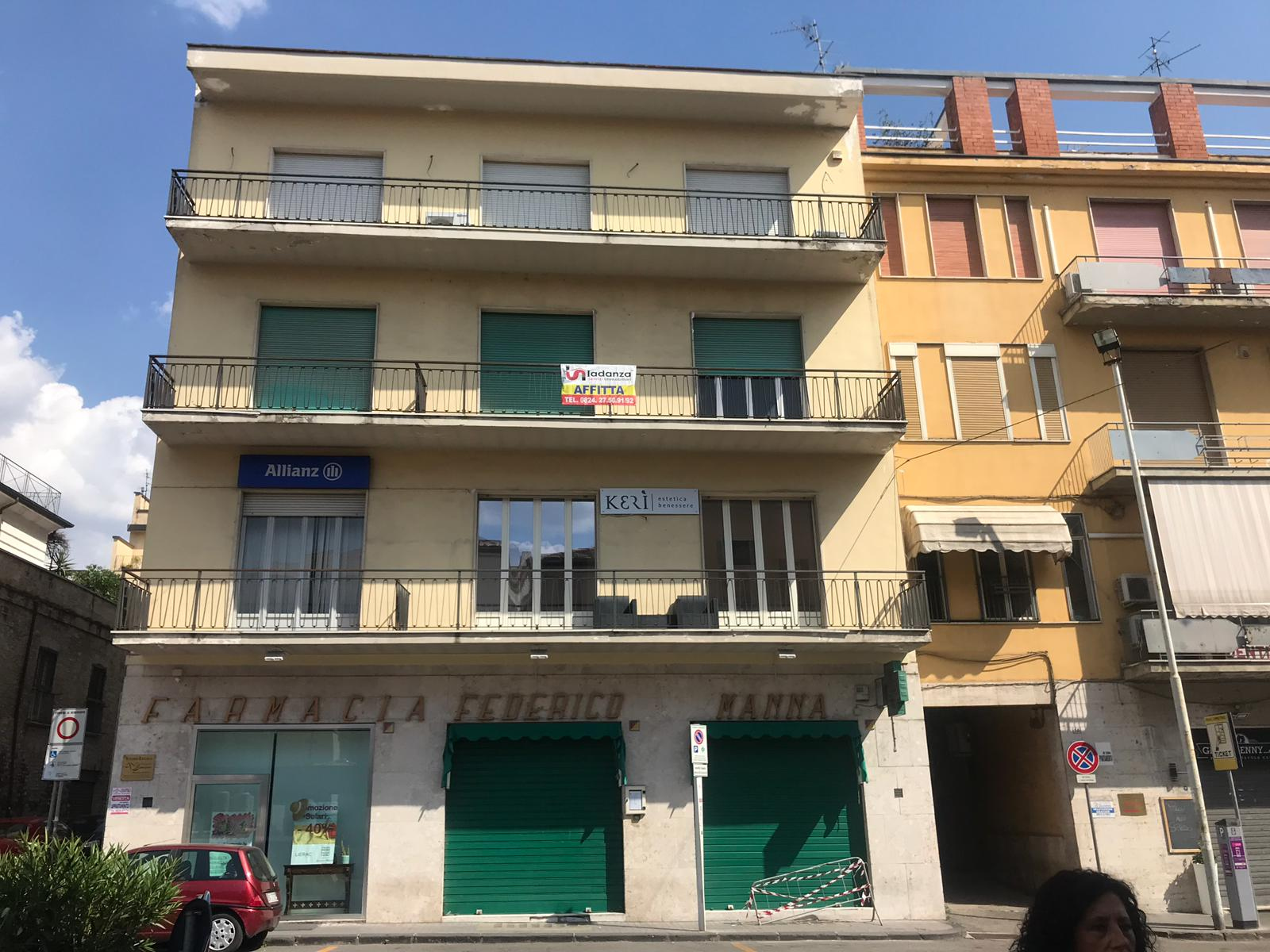 Studio/Ufficio in affitto a Benevento, CENTRO STORICO