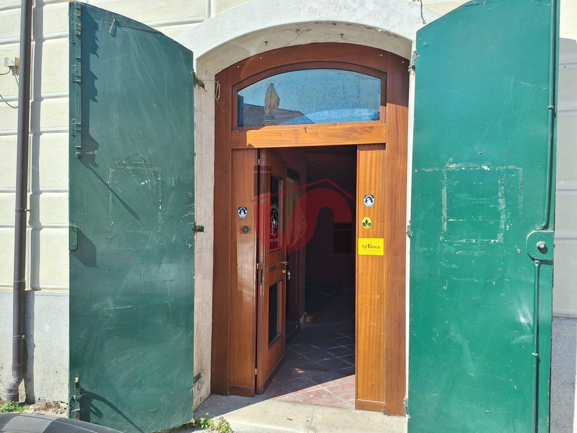 NEGOZIO in affitto a San Giorgio del Sannio