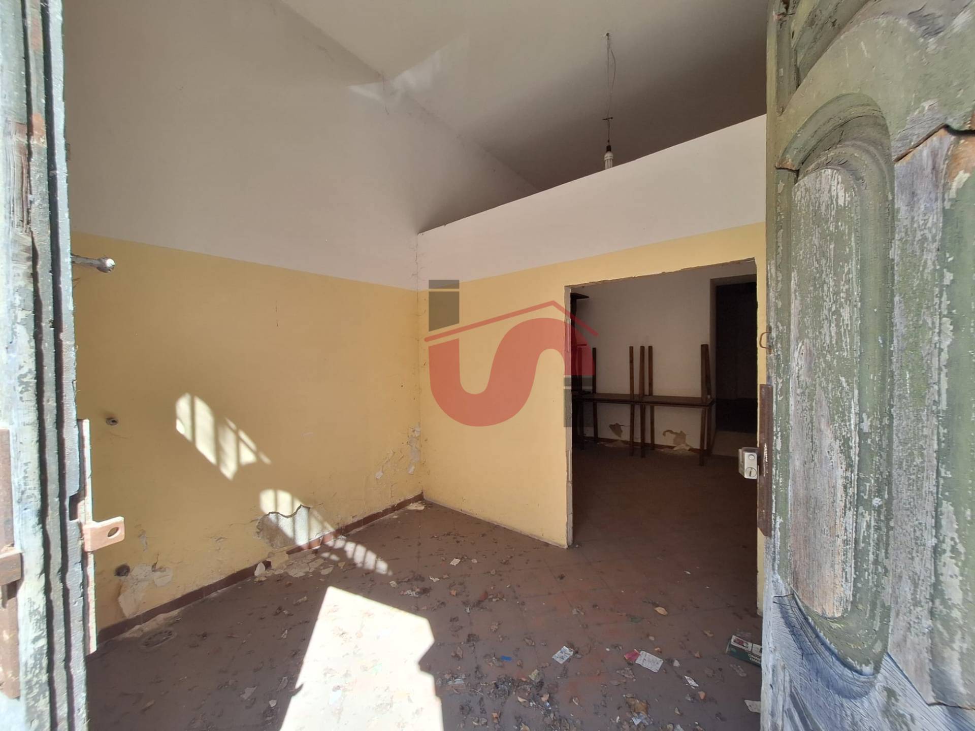 NEGOZIO in affitto a San Giorgio del Sannio