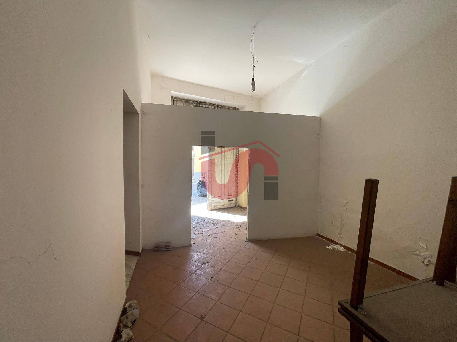 NEGOZIO in affitto a San Giorgio del Sannio