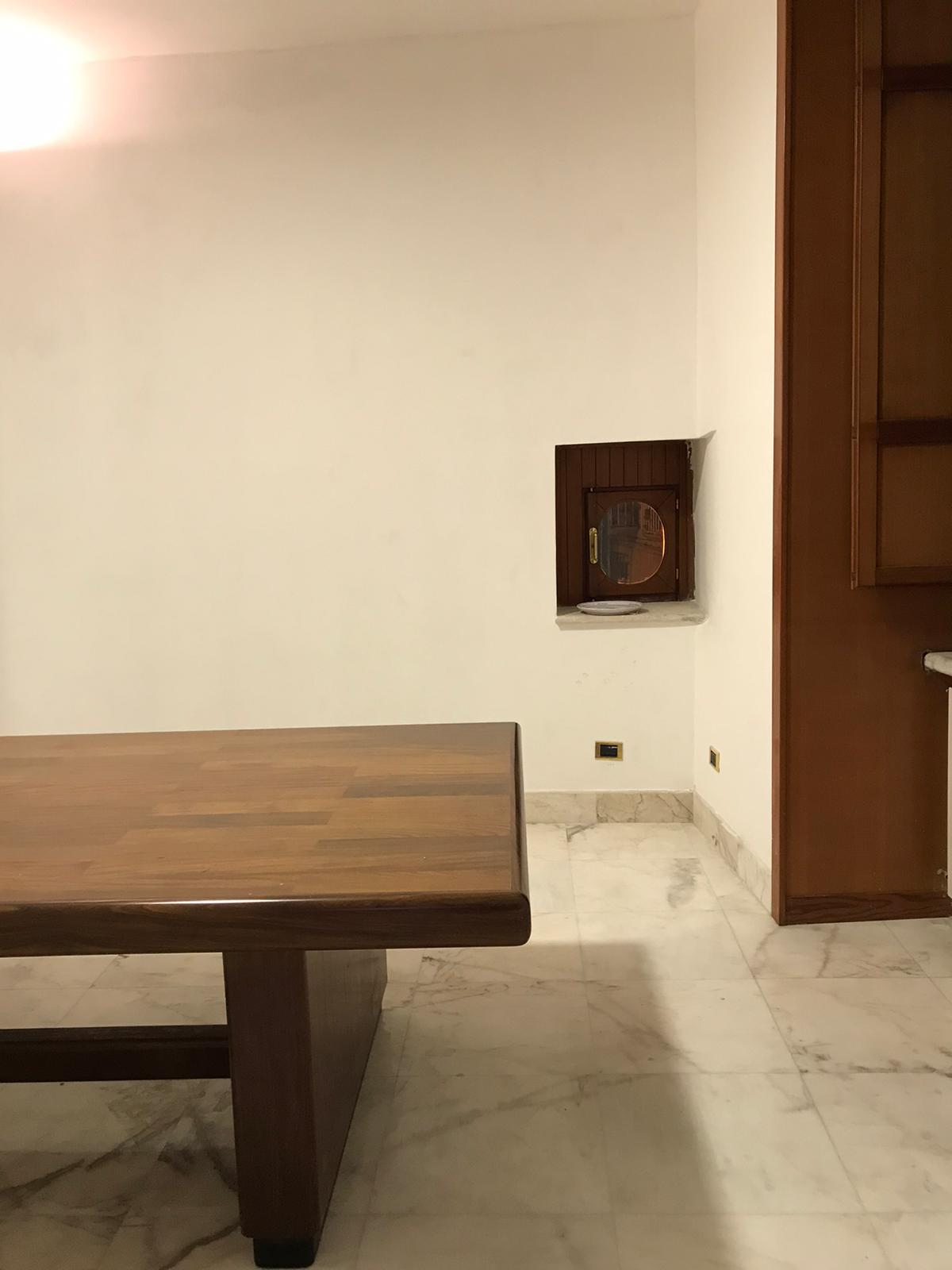 INTERO STABILE in affitto a Benevento, CENTRO STORICO