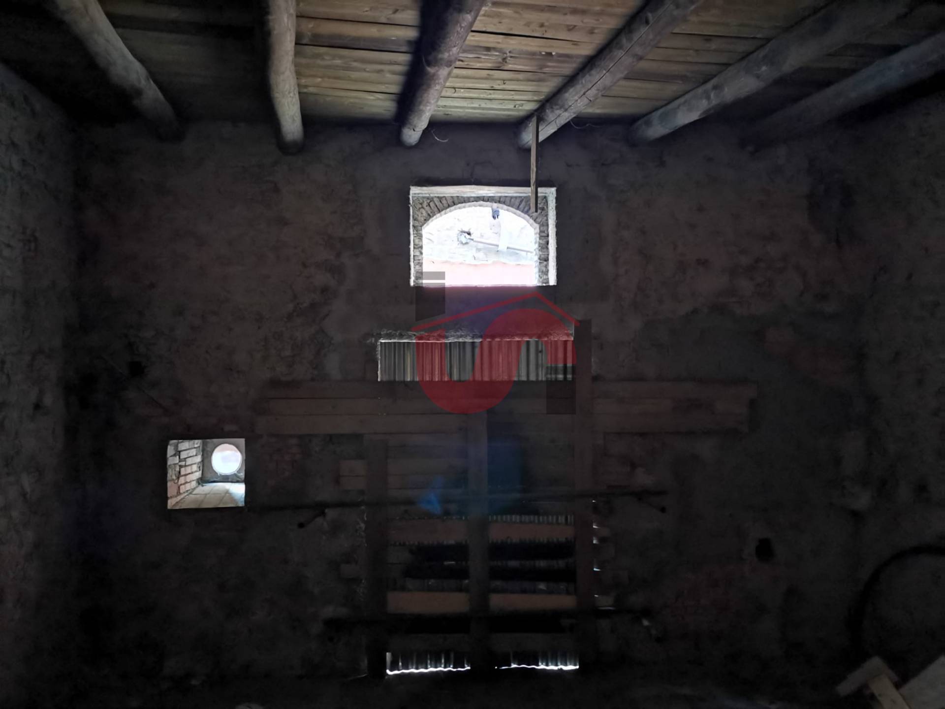 NEGOZIO in affitto a Benevento, CENTRO STORICO