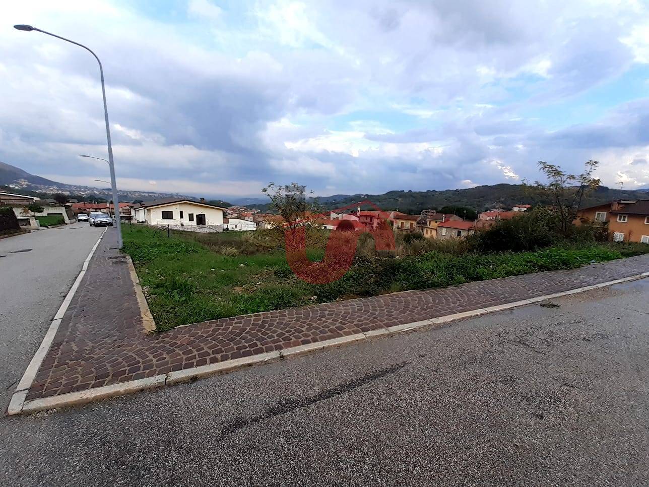 EDIFICABILE in vendita a Cautano, Cacciano