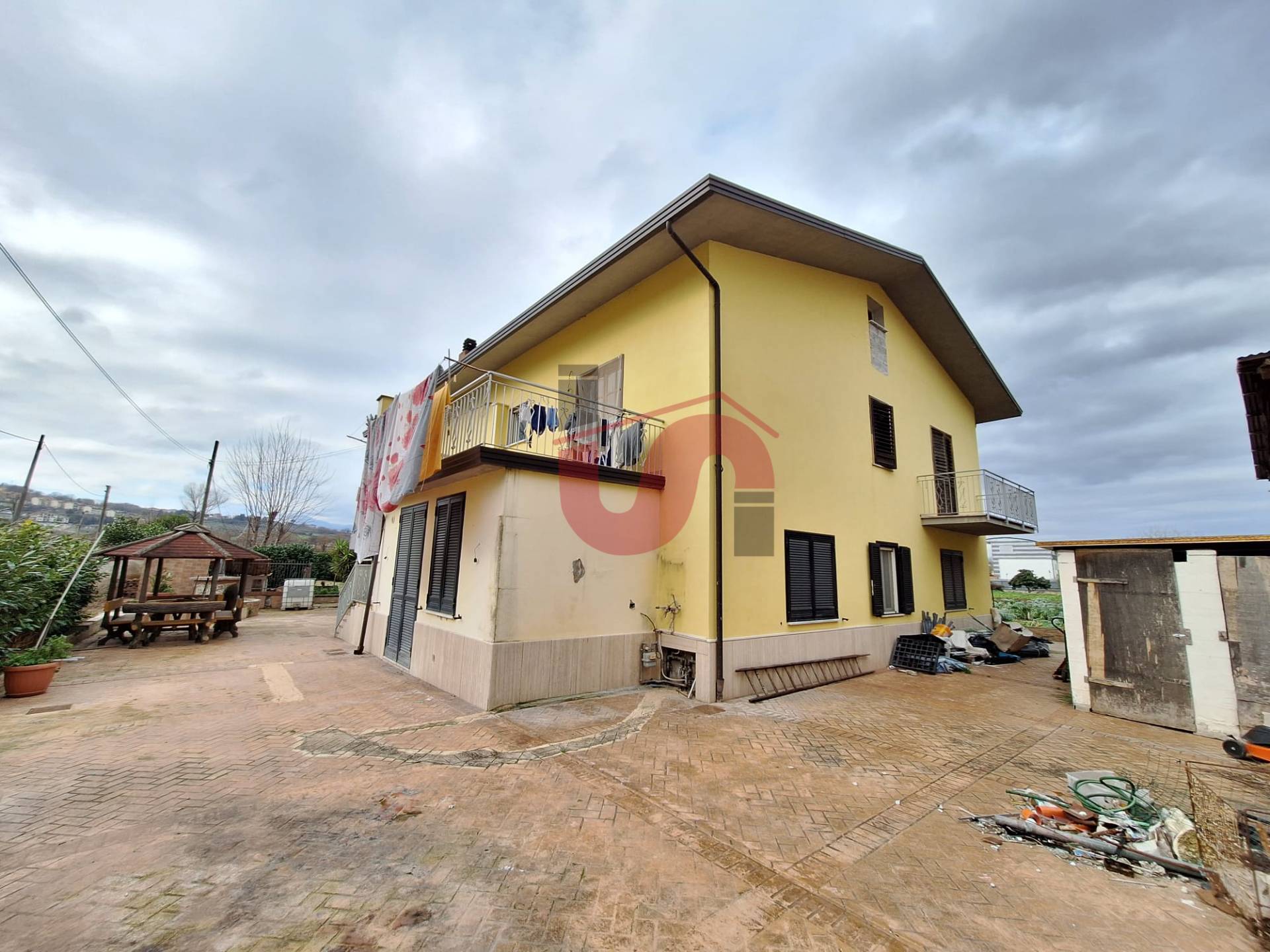 CASA INDIPENDENTE in vendita a Benevento, CONTRADE