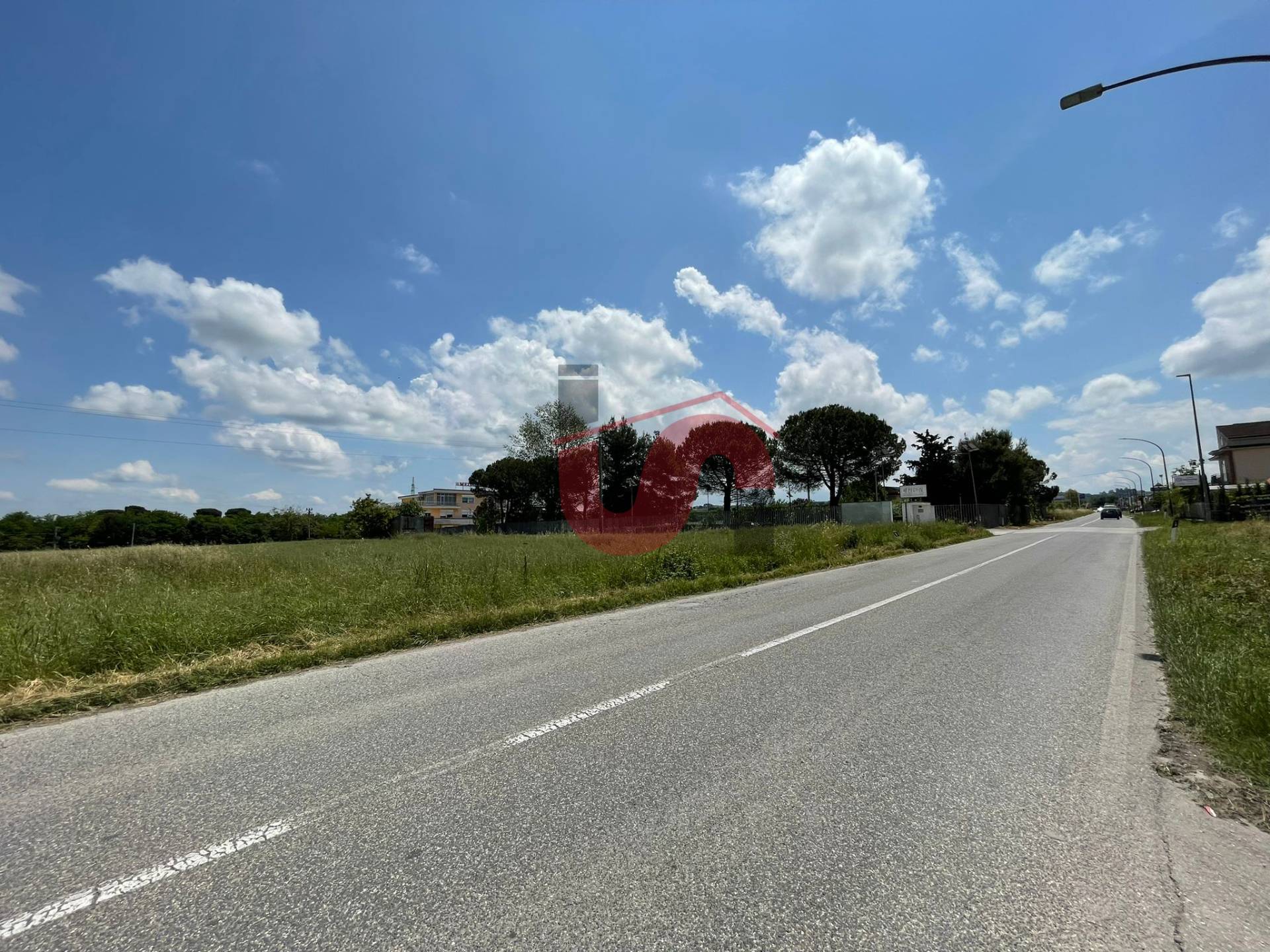 TERRENO INDUSTRIALE/COMMERCIALE in vendita a Benevento, CONTRADE