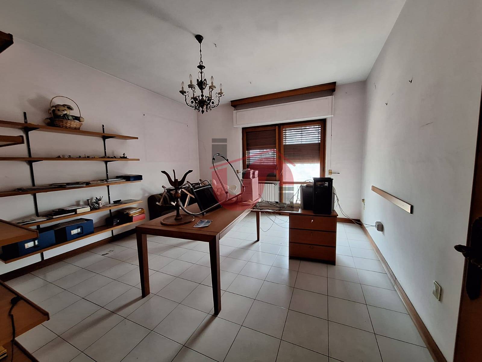 APPARTAMENTO + DI 4 LOCALI in affitto a Benevento, Mellusi