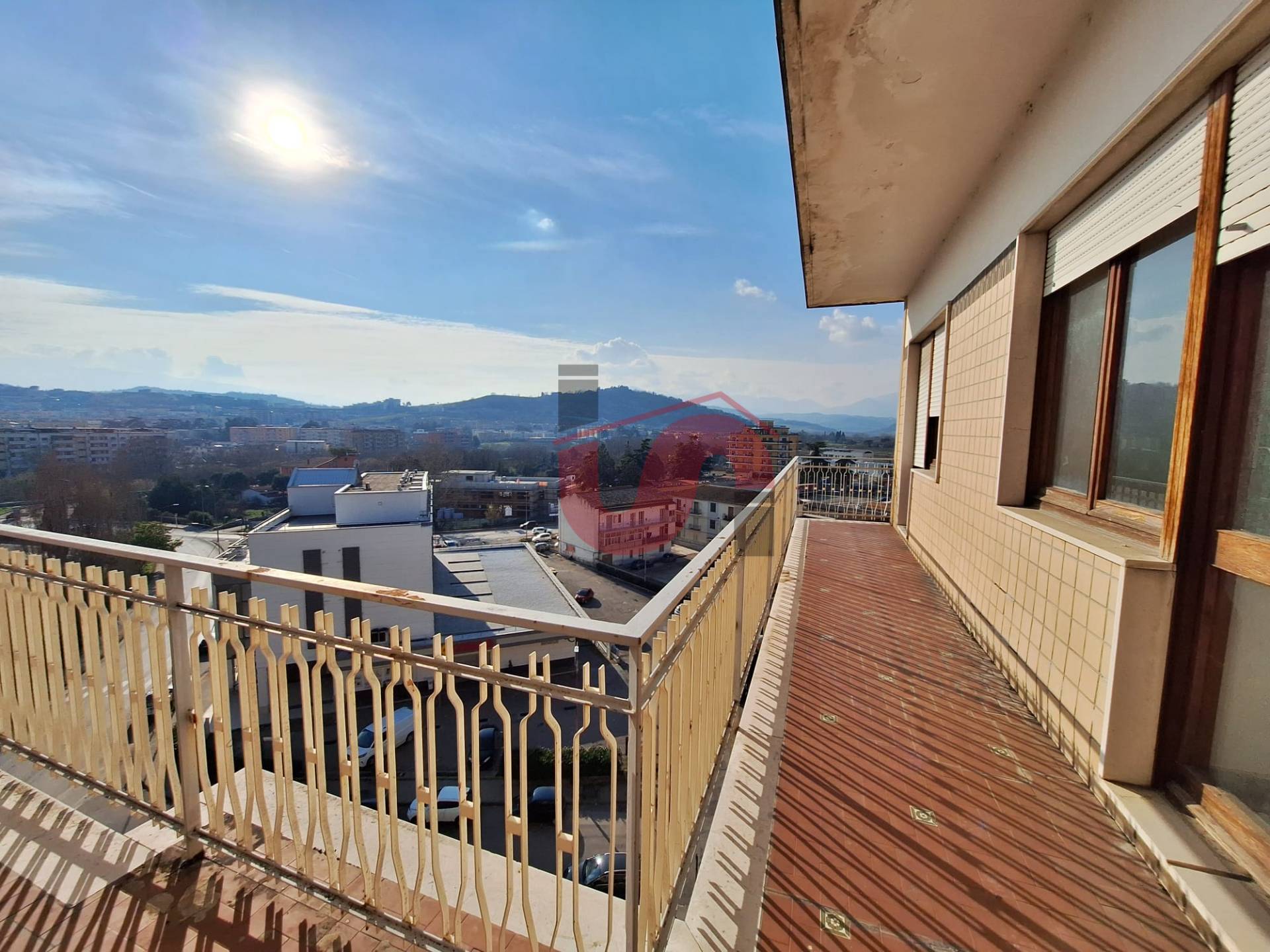 TRILOCALE in vendita a Benevento, Centro