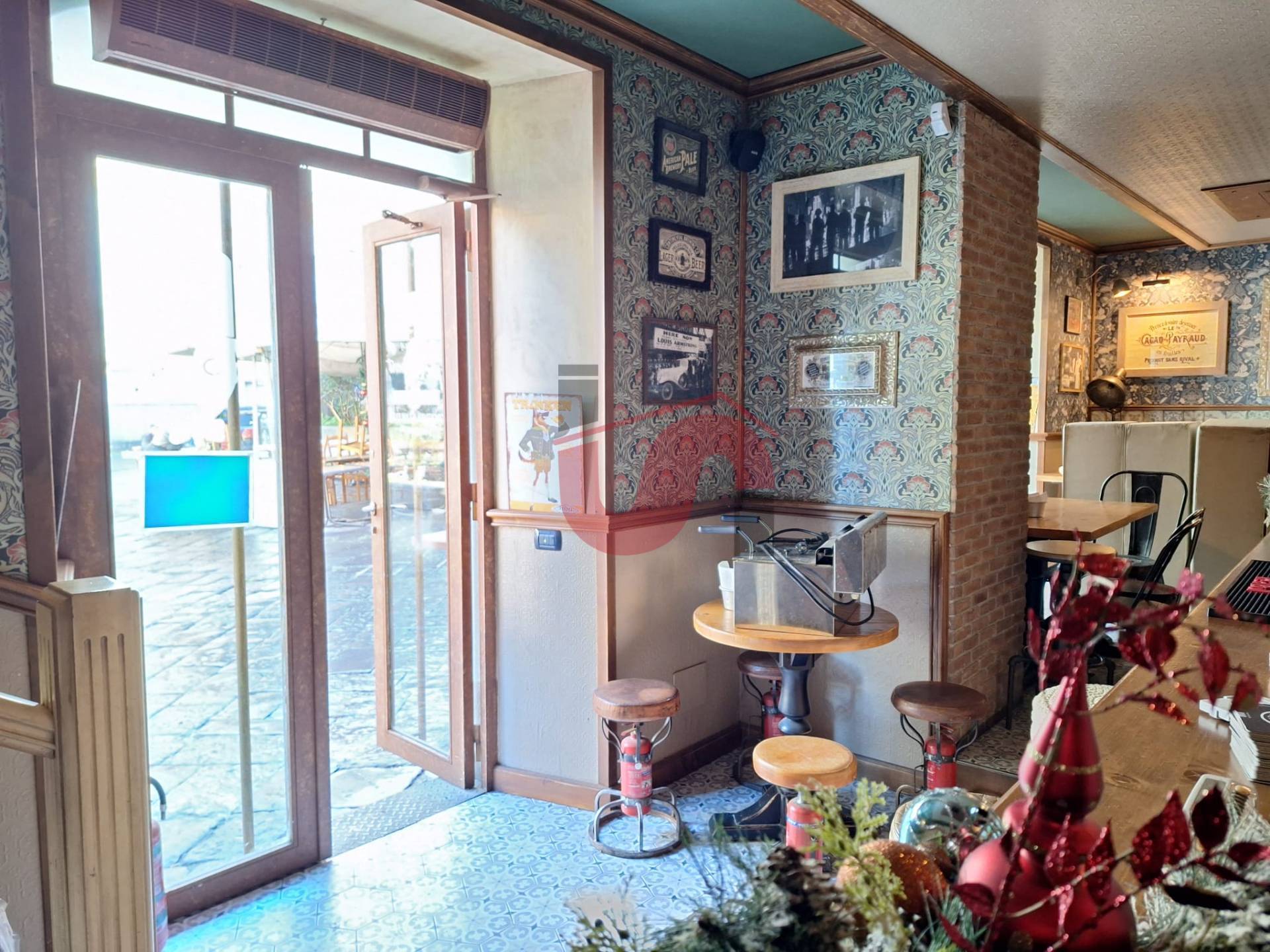 LICENZA/ATTIVITA COMM.LE in vendita a Benevento, CENTRO STORICO