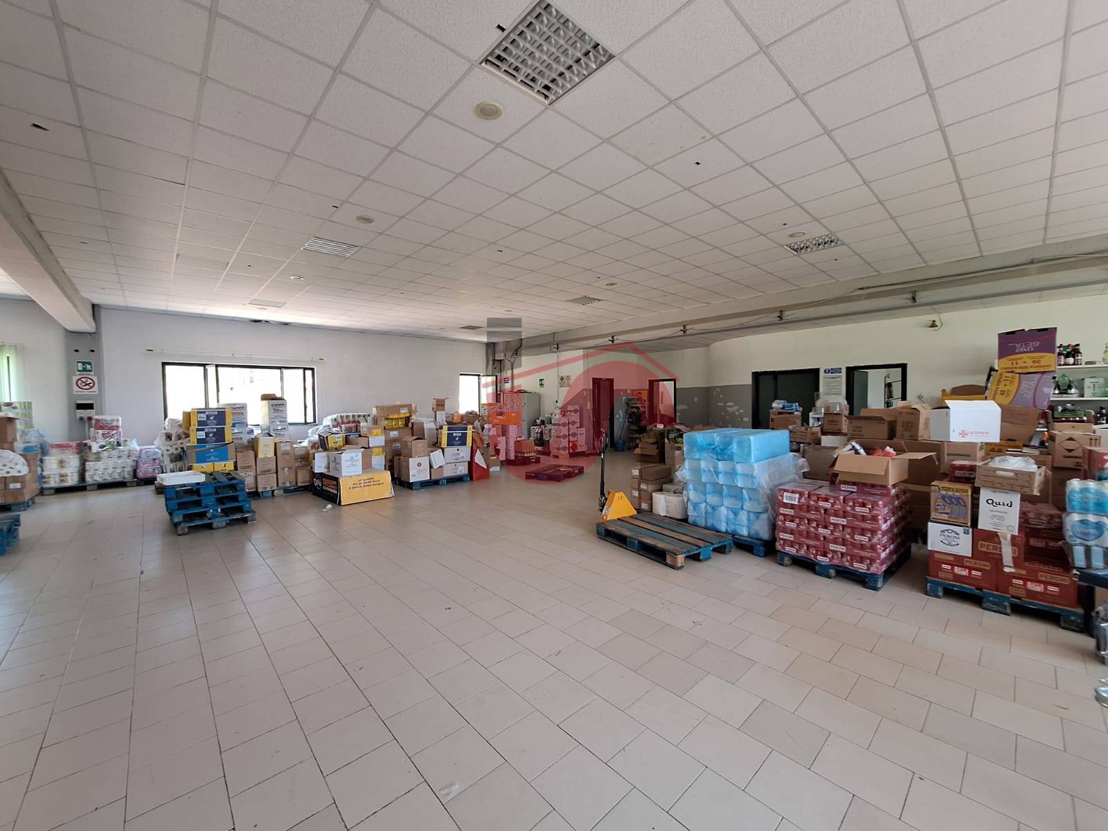 FABBRICATO INDUSTRIALE in vendita a Foglianise