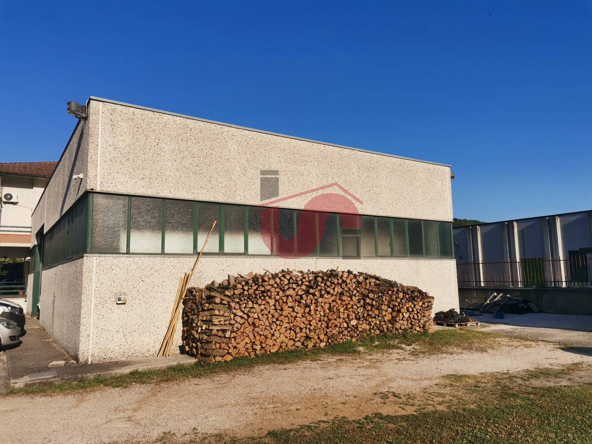FABBRICATO INDUSTRIALE in vendita a Benevento, CONTRADE