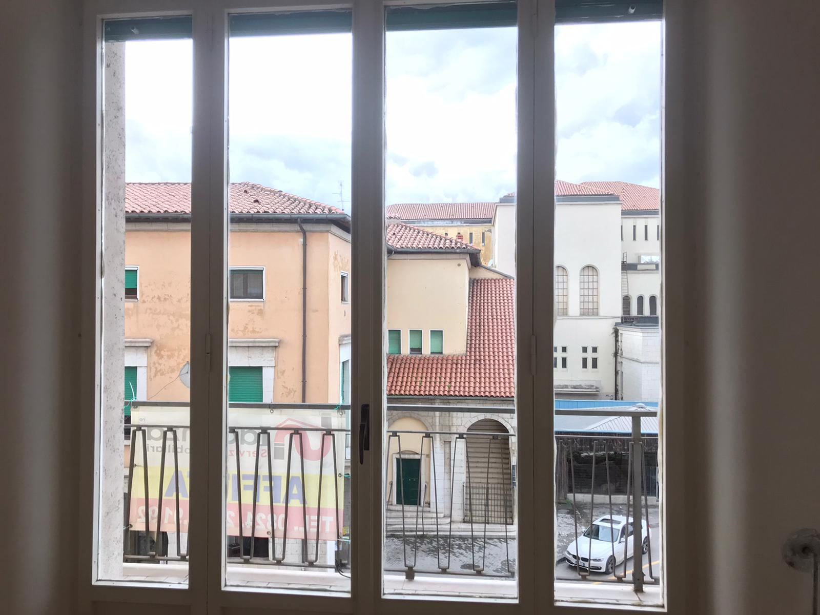 Studio/Ufficio in affitto a Benevento, CENTRO STORICO