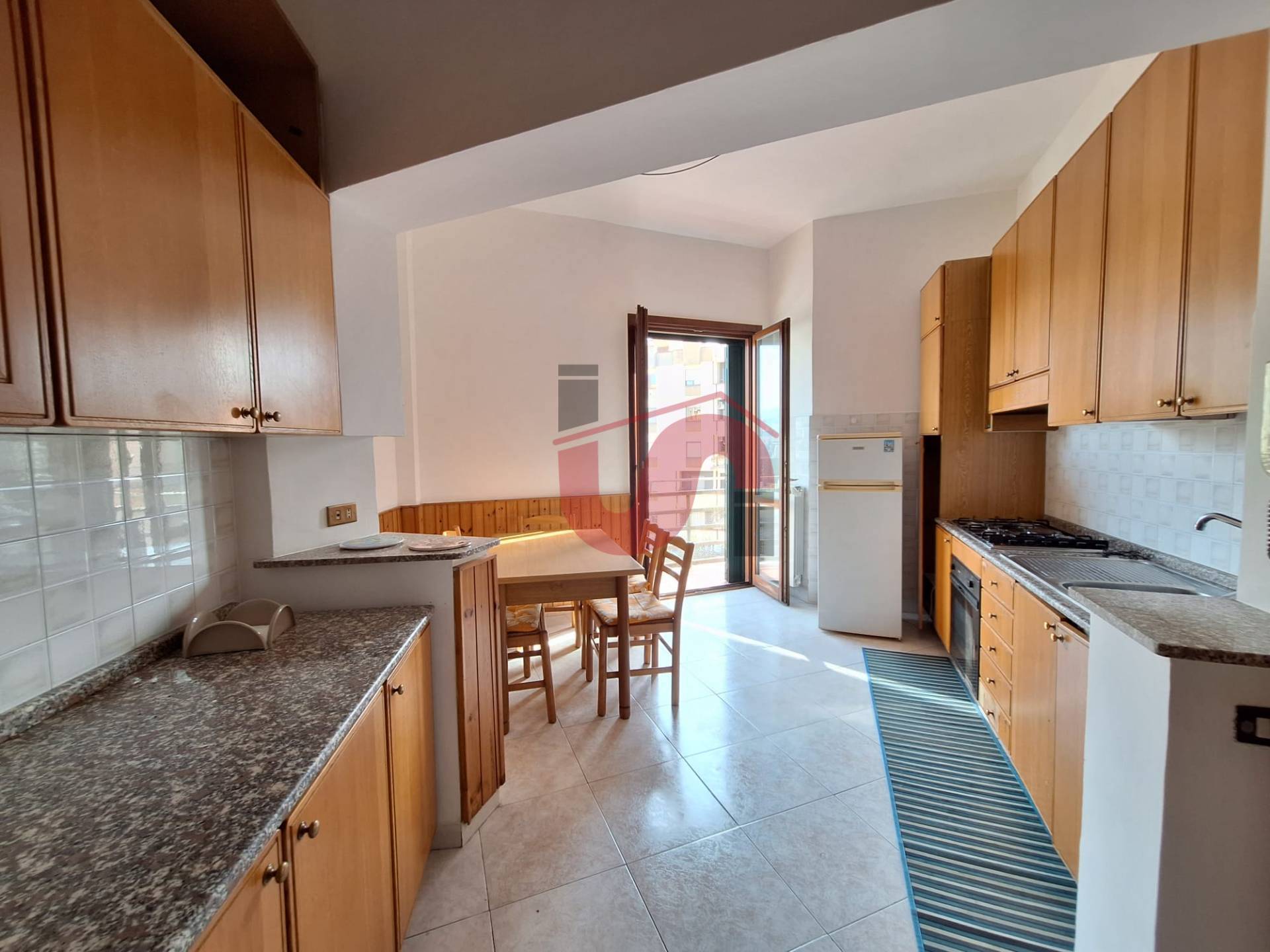 TRILOCALE in vendita a Benevento, Ferrovia