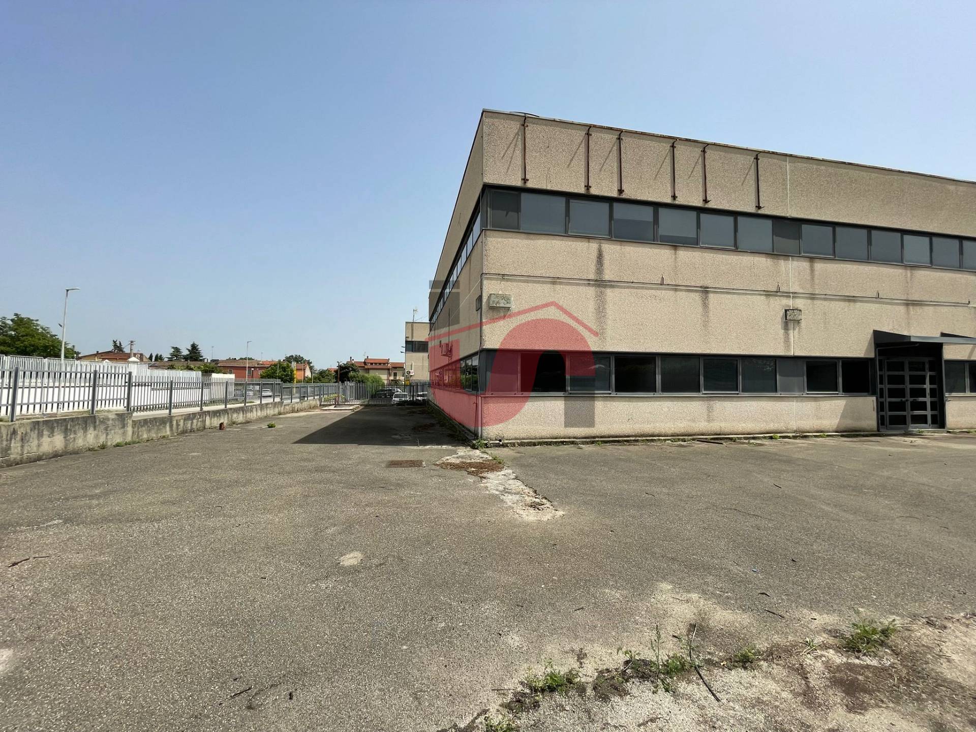 FABBRICATO INDUSTRIALE in vendita a Benevento, CONTRADE