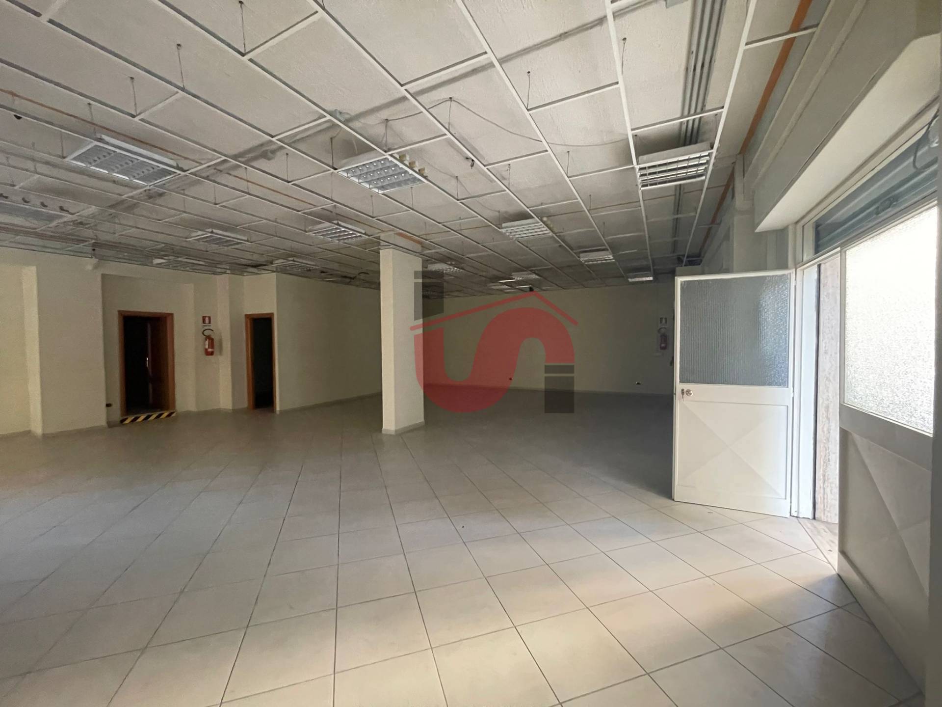 Deposito in vendita a Benevento, Mellusi