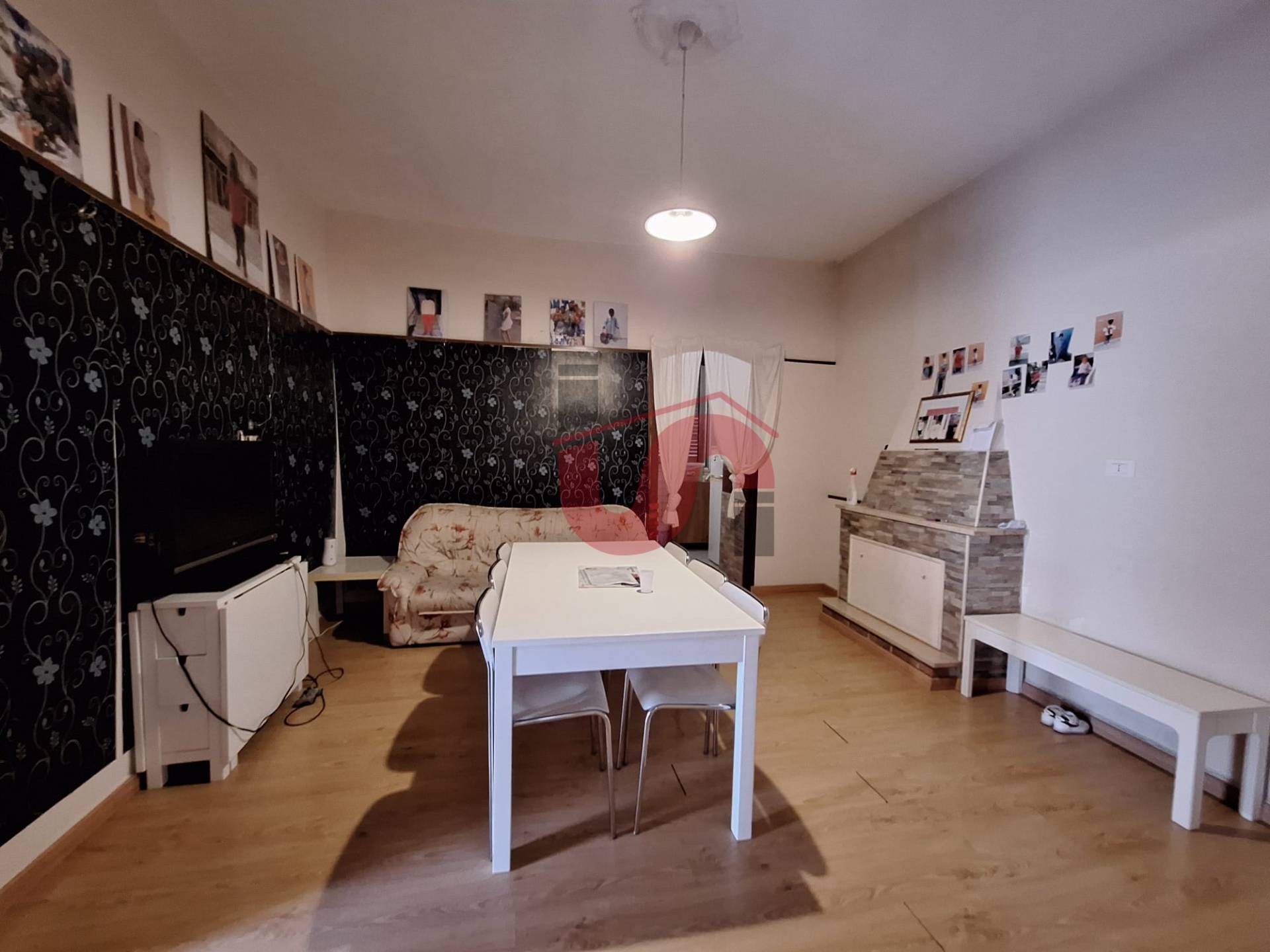 SEMINDIPENDENTE in vendita a Sant'Angelo a Cupolo