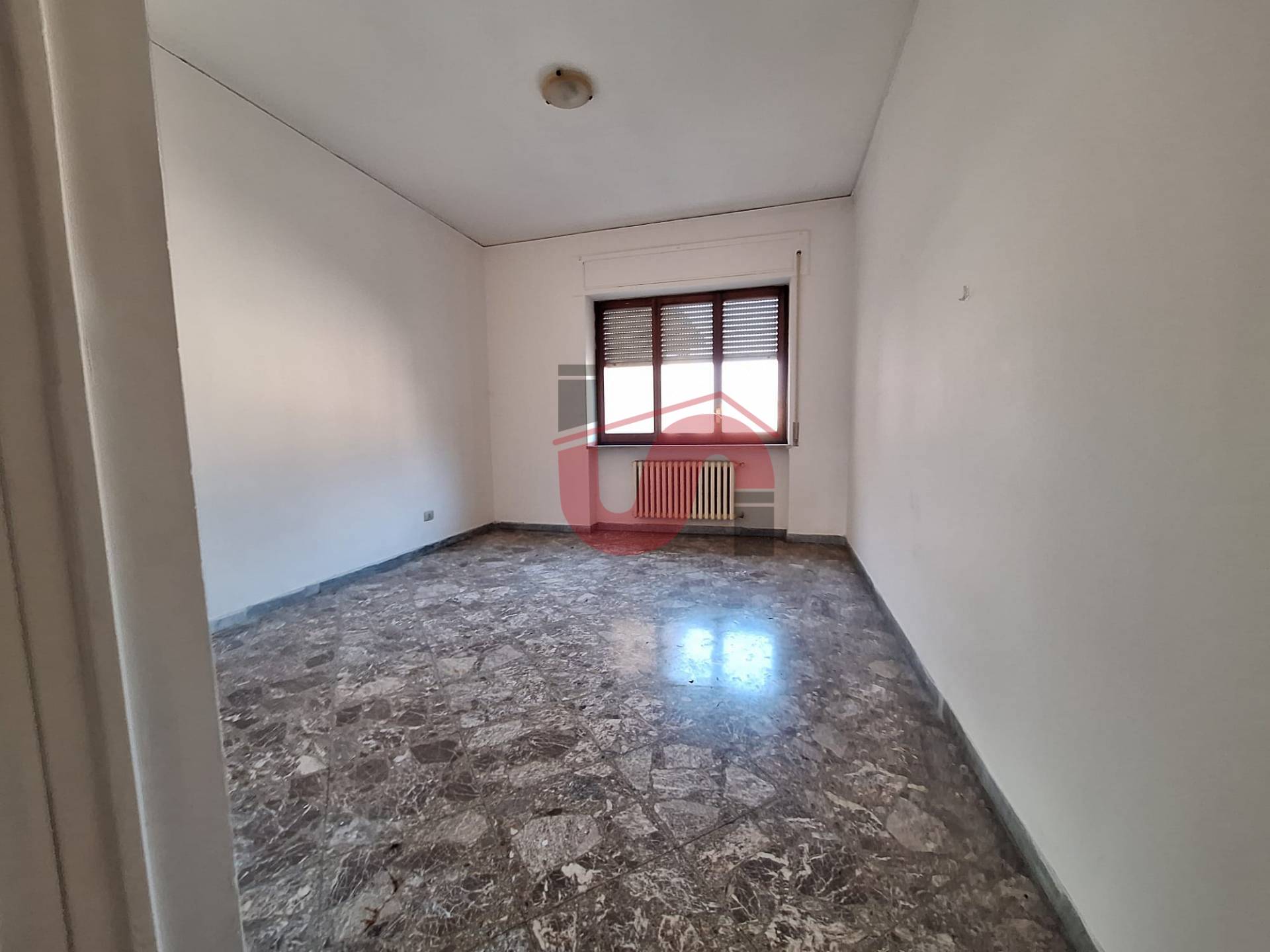 TRILOCALE in vendita a Benevento, Centro