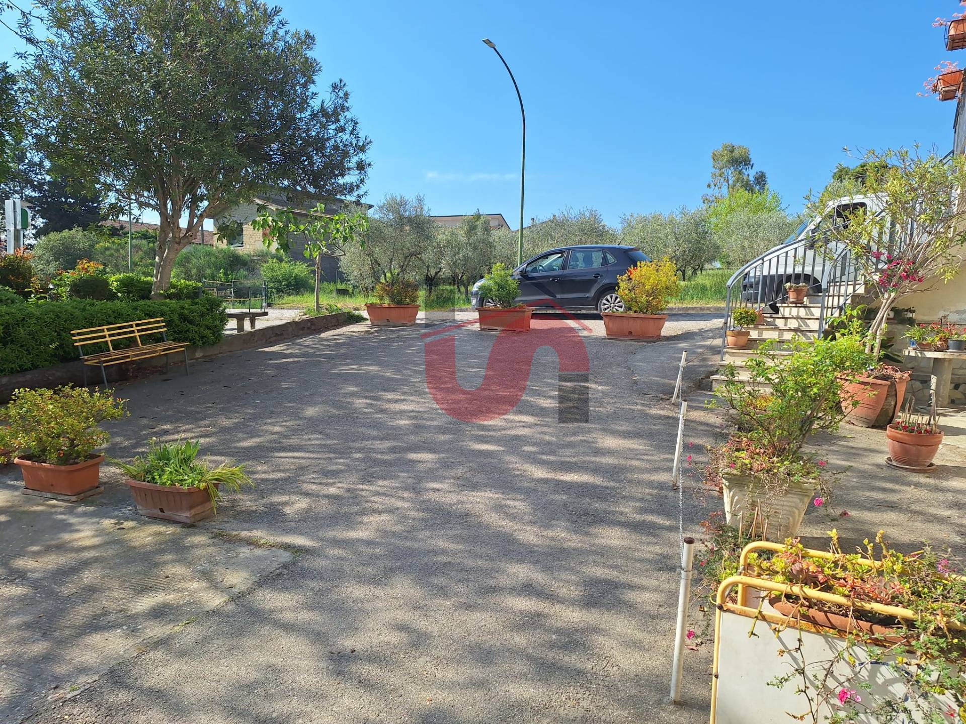 LICENZA/ATTIVITA COMM.LE in vendita a Benevento, CONTRADE