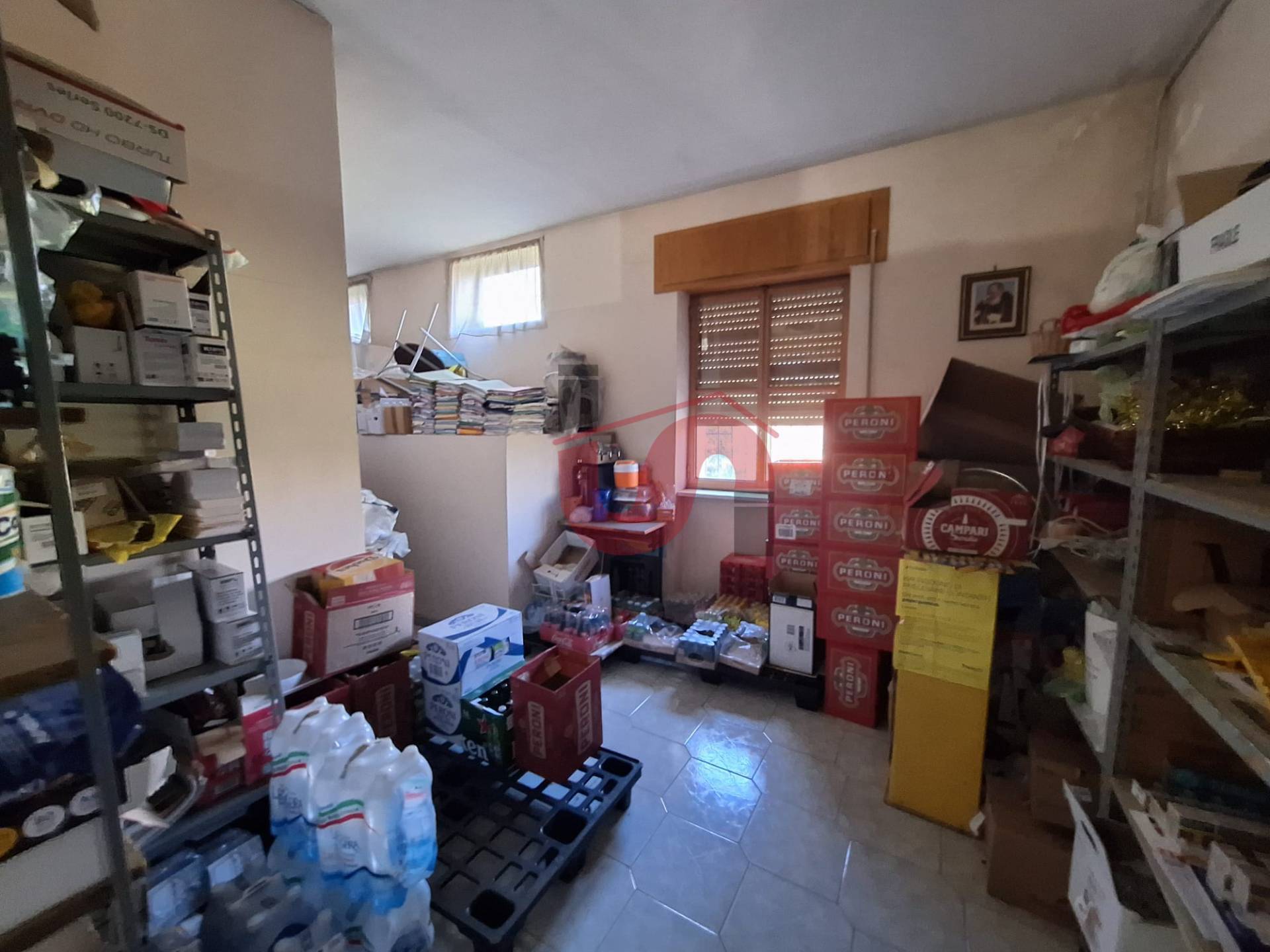 LICENZA/ATTIVITA COMM.LE in vendita a Benevento, CONTRADE