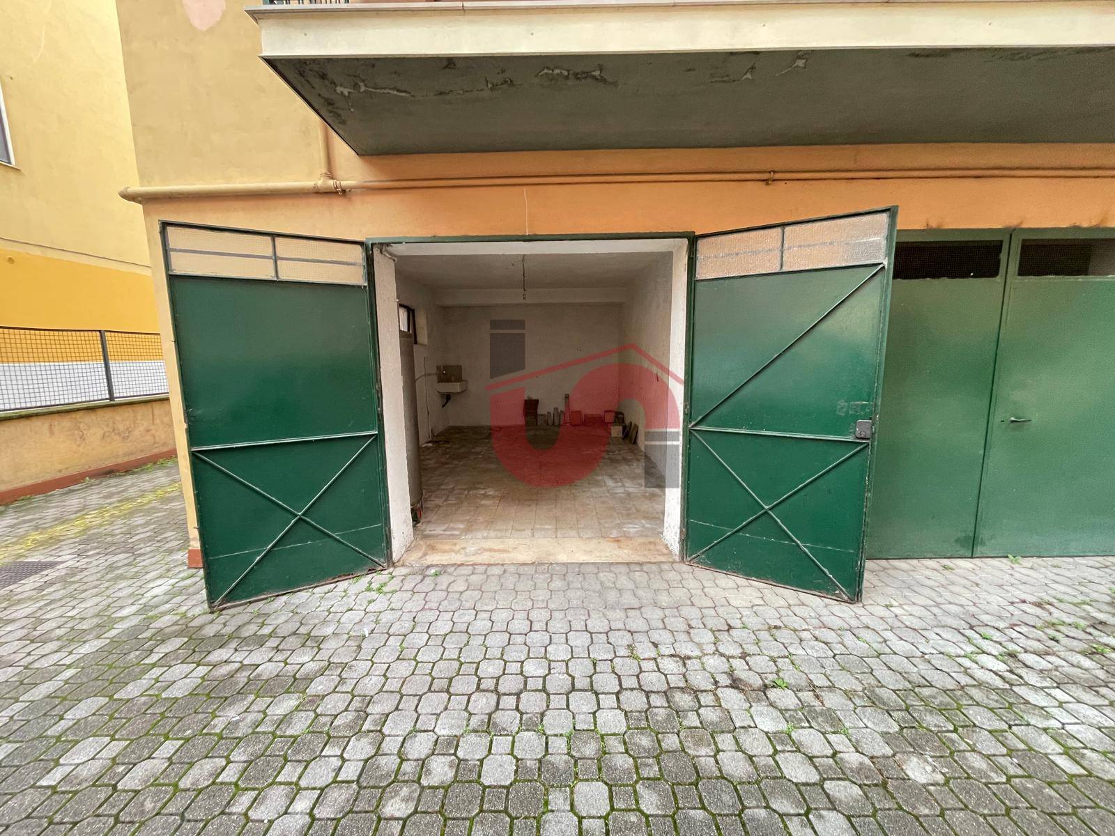 GARAGE/BOX in affitto a Benevento, Mellusi/Atlantici