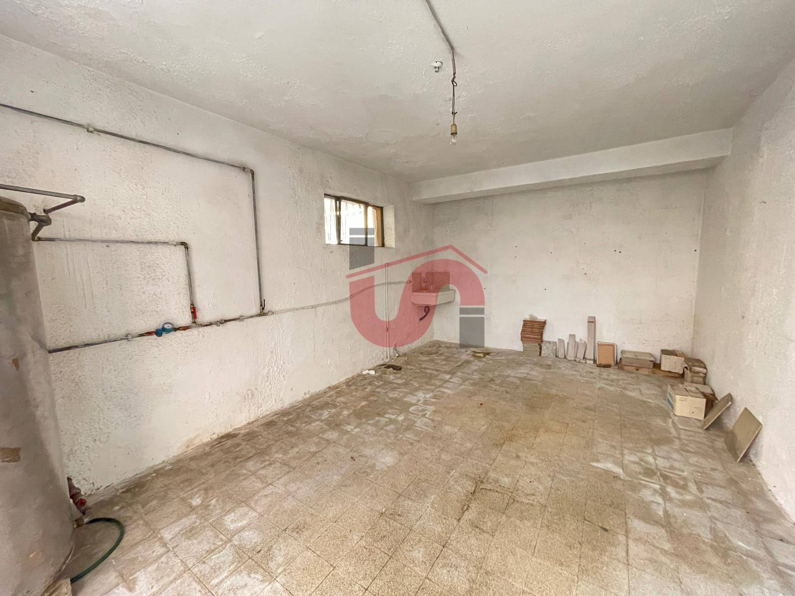 GARAGE/BOX in affitto a Benevento, Mellusi/Atlantici