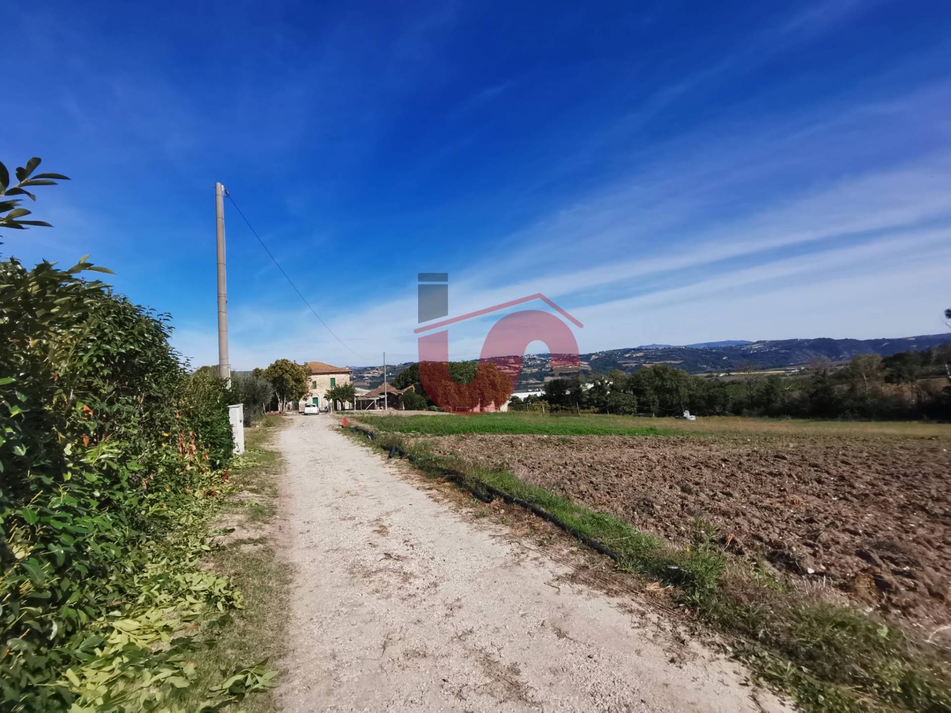 CASALE in vendita a San Nicola Manfredi