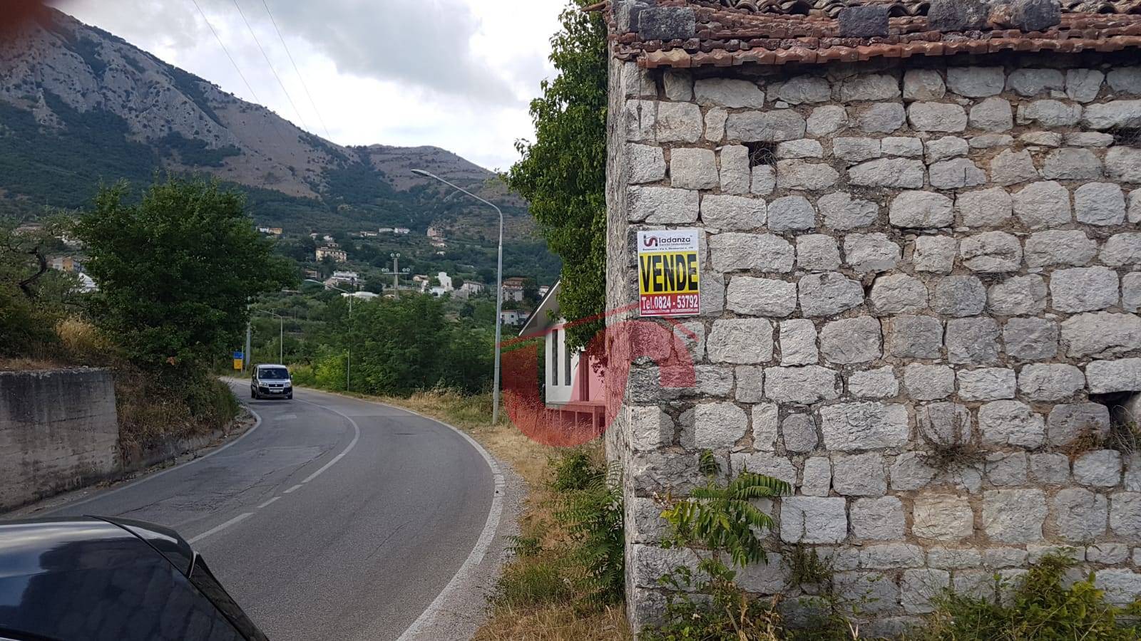 RUDERE in vendita a Vitulano