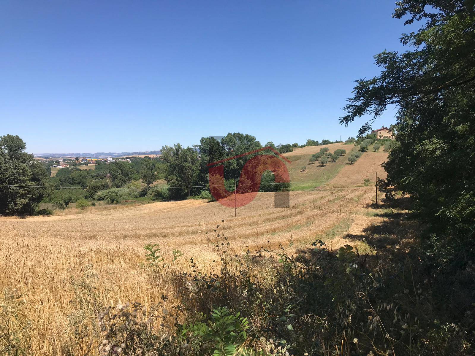 Terreno edificabile in vendita a Sant'Angelo a Cupolo