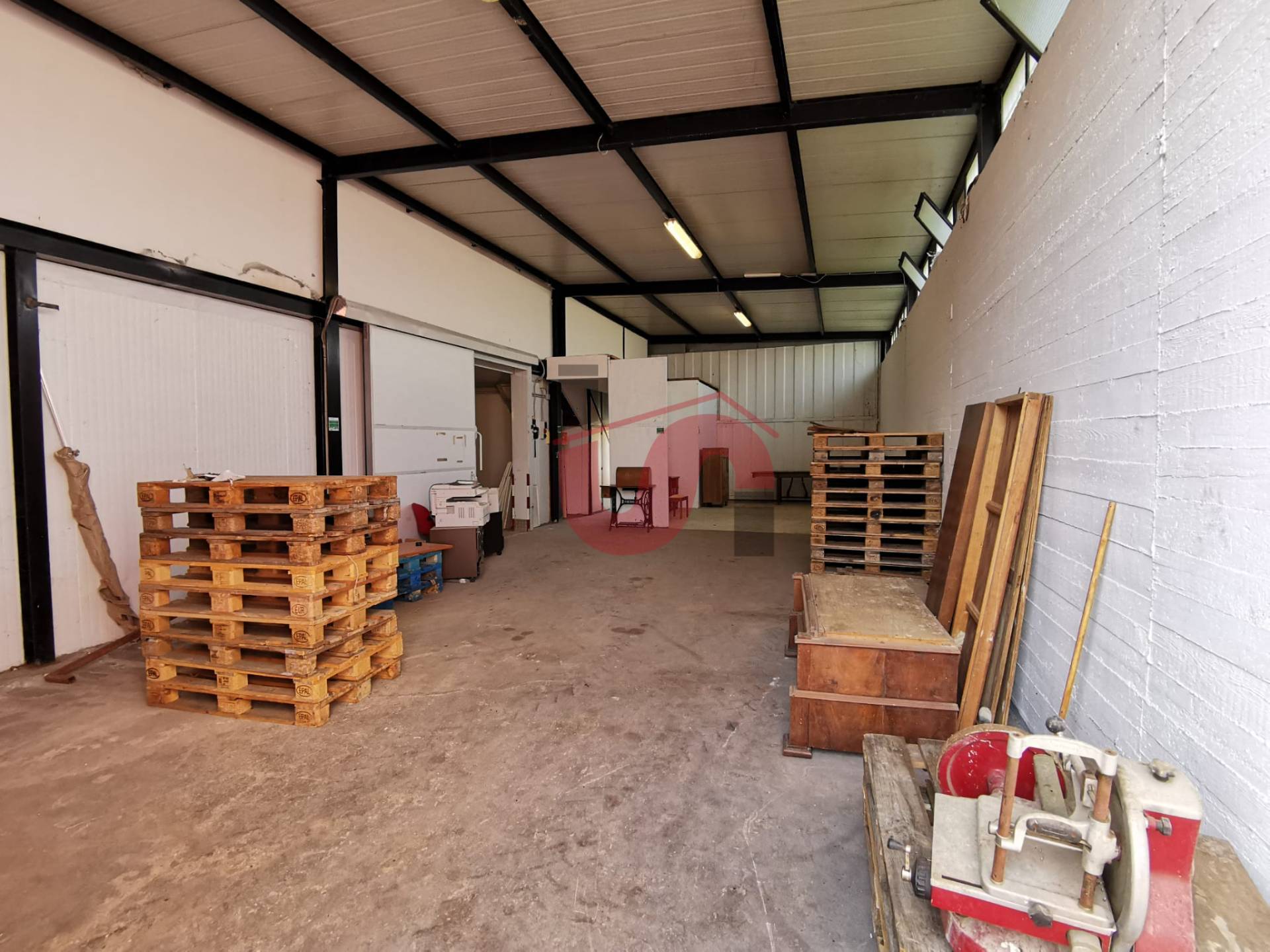 Capannone in vendita a Pietrelcina