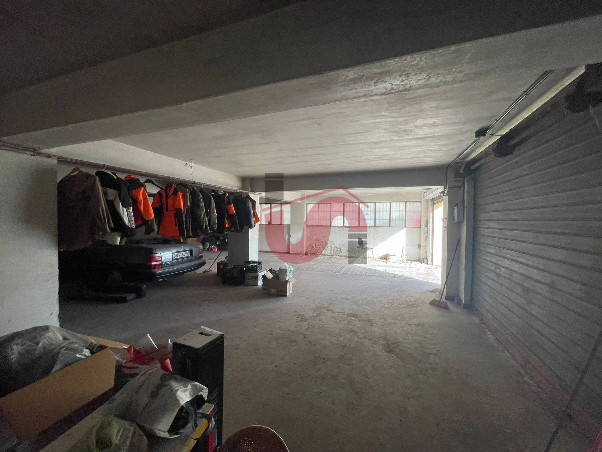 Deposito in vendita a Benevento, Centro