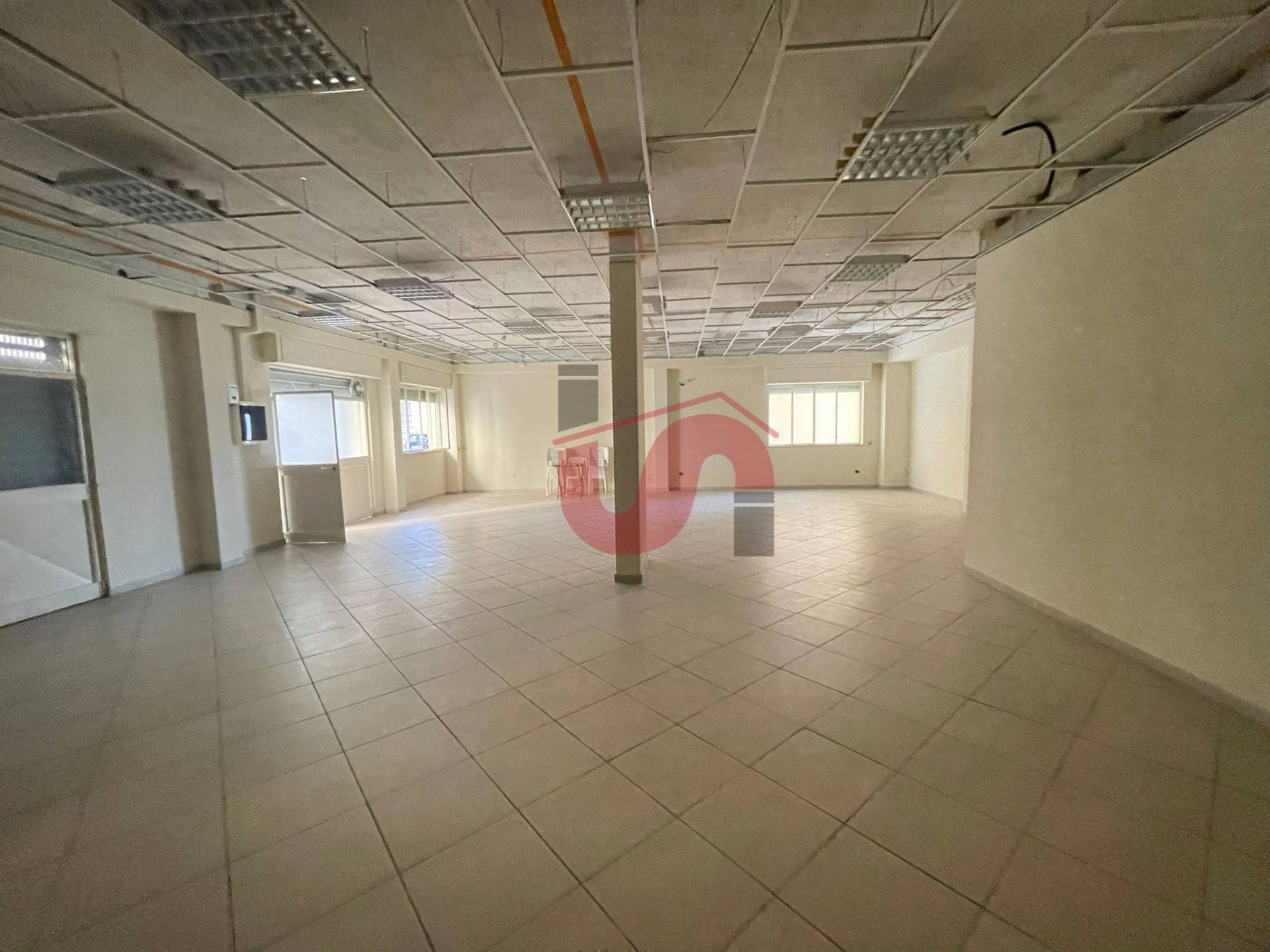 Deposito in vendita a Benevento, Mellusi