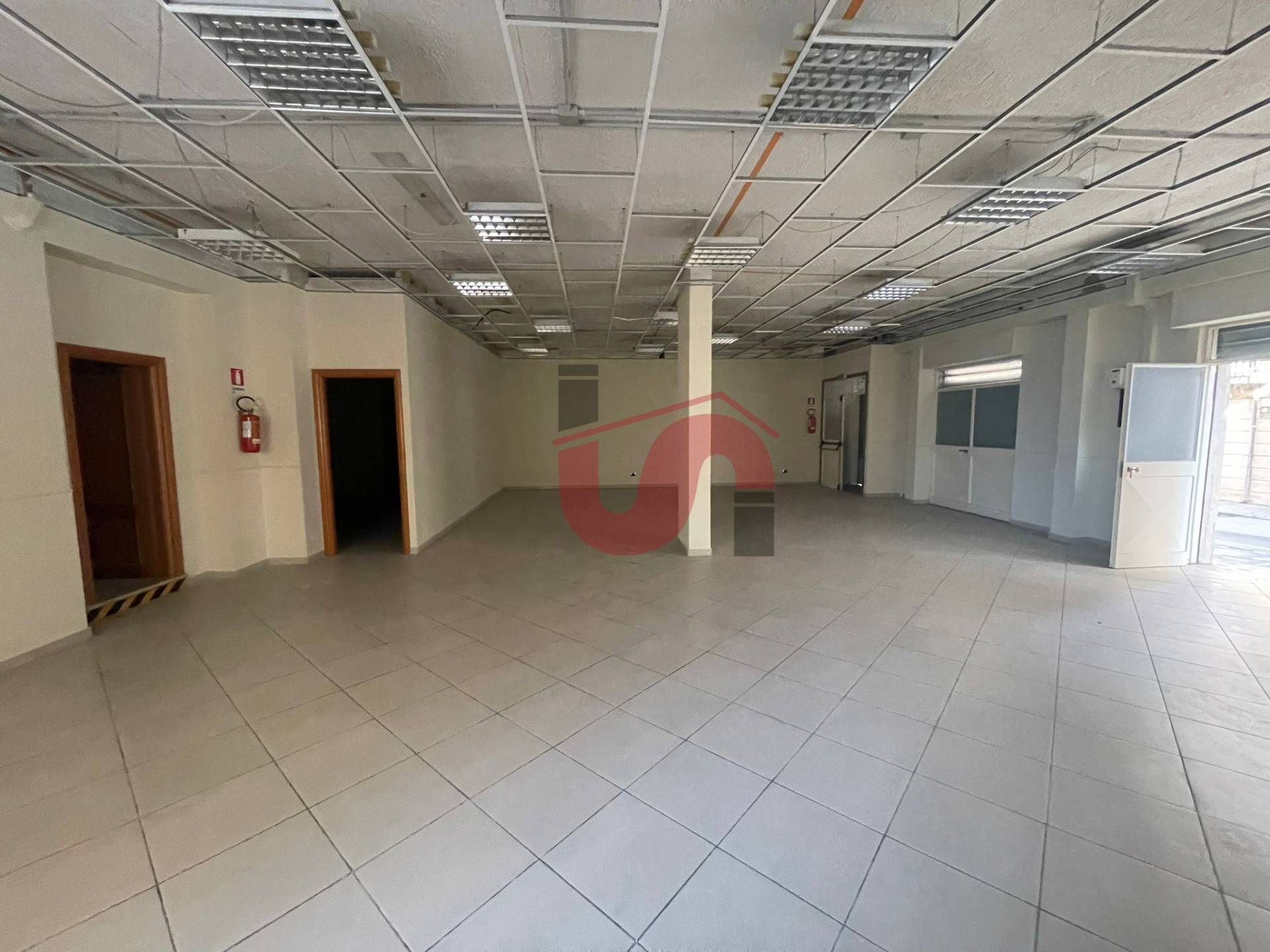 Deposito in vendita a Benevento, Mellusi