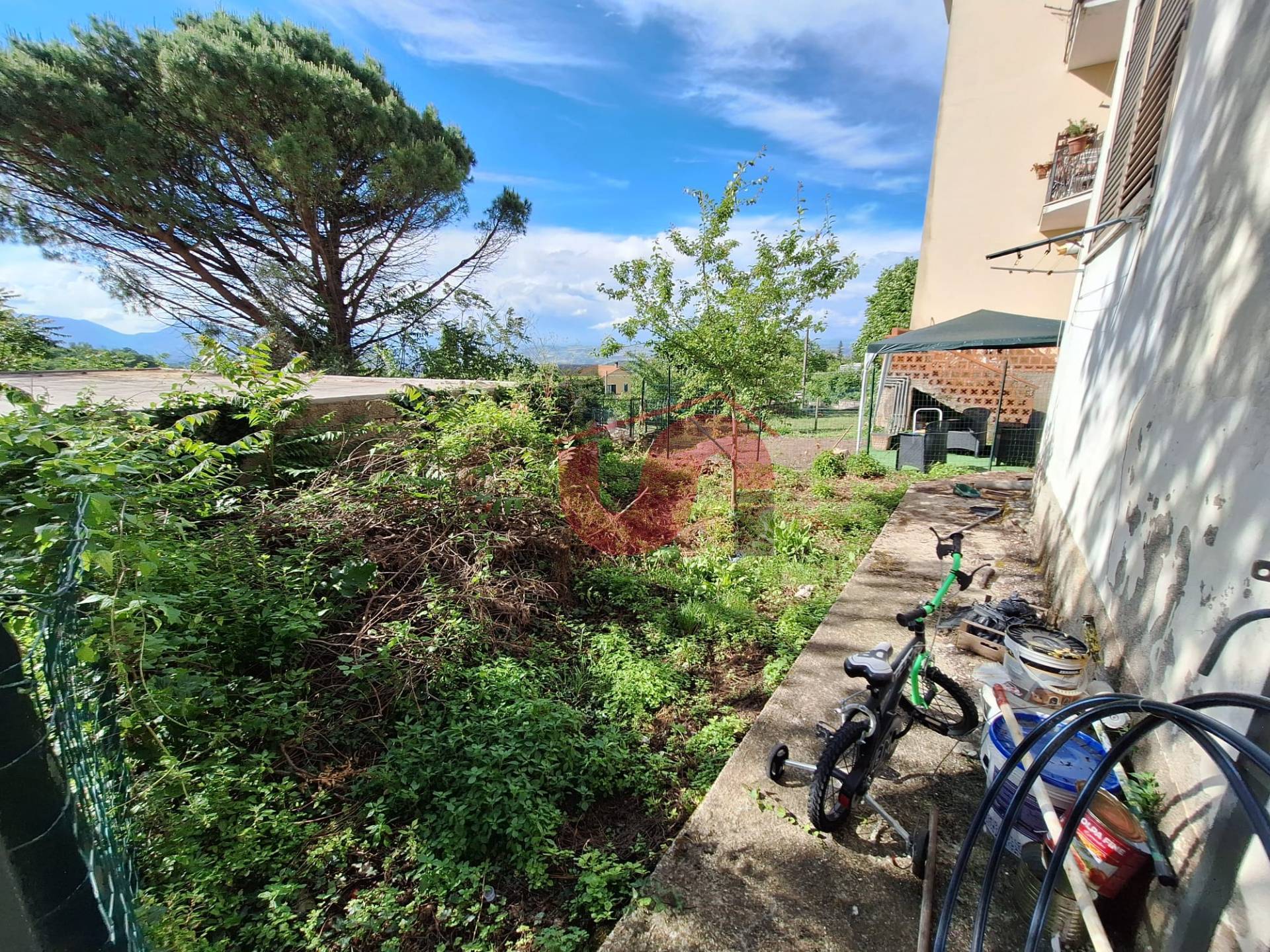 SEMINDIPENDENTE in vendita a Sant'Angelo a Cupolo