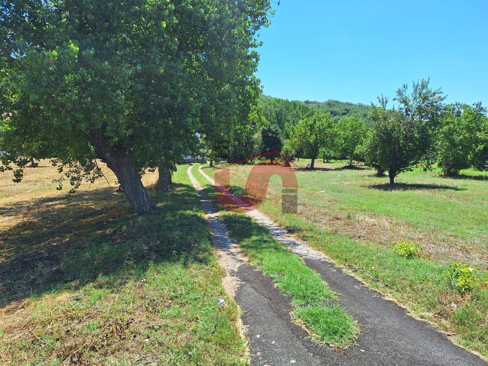 Casa Semindipendente in vendita a Benevento, CONTRADE