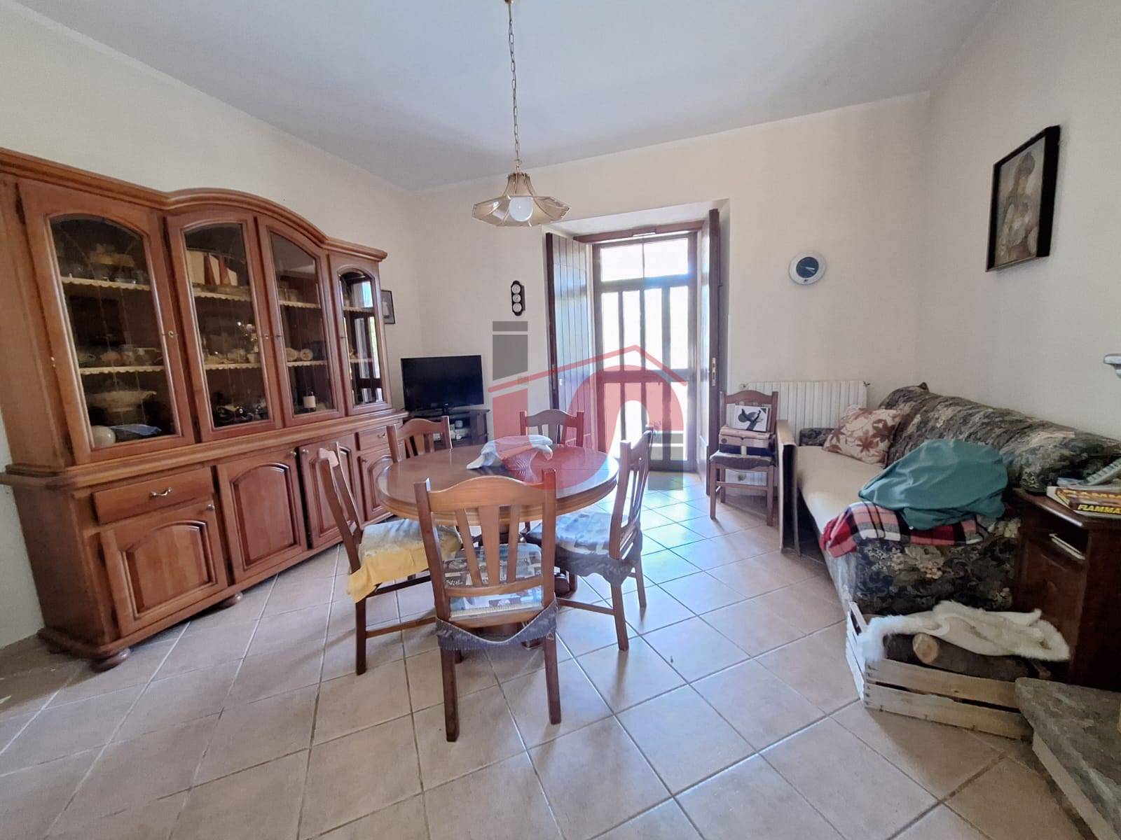 Casa Semindipendente in vendita a Benevento, CONTRADE